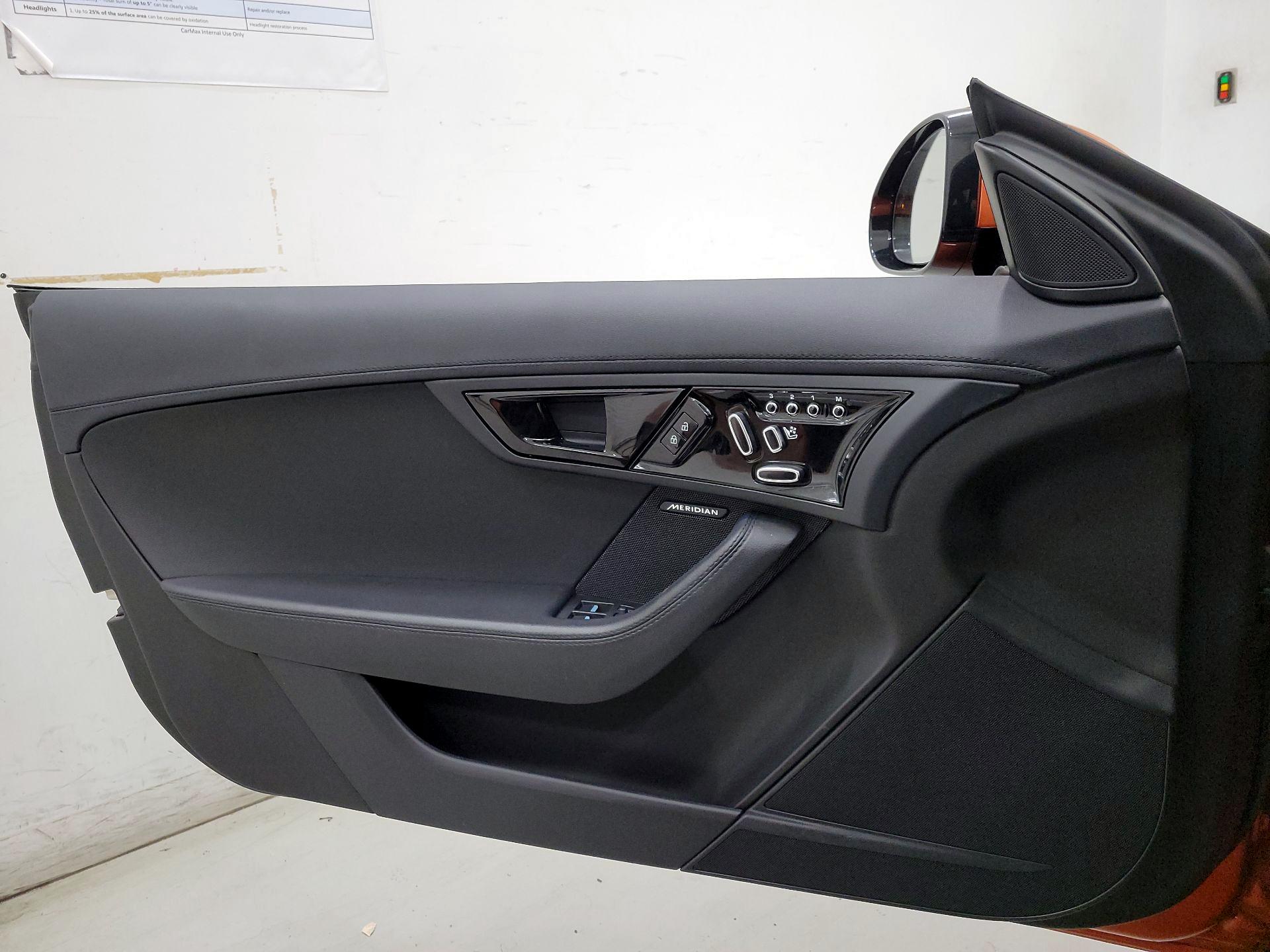 Thumbnail: 2022 Jaguar F-Type - 12