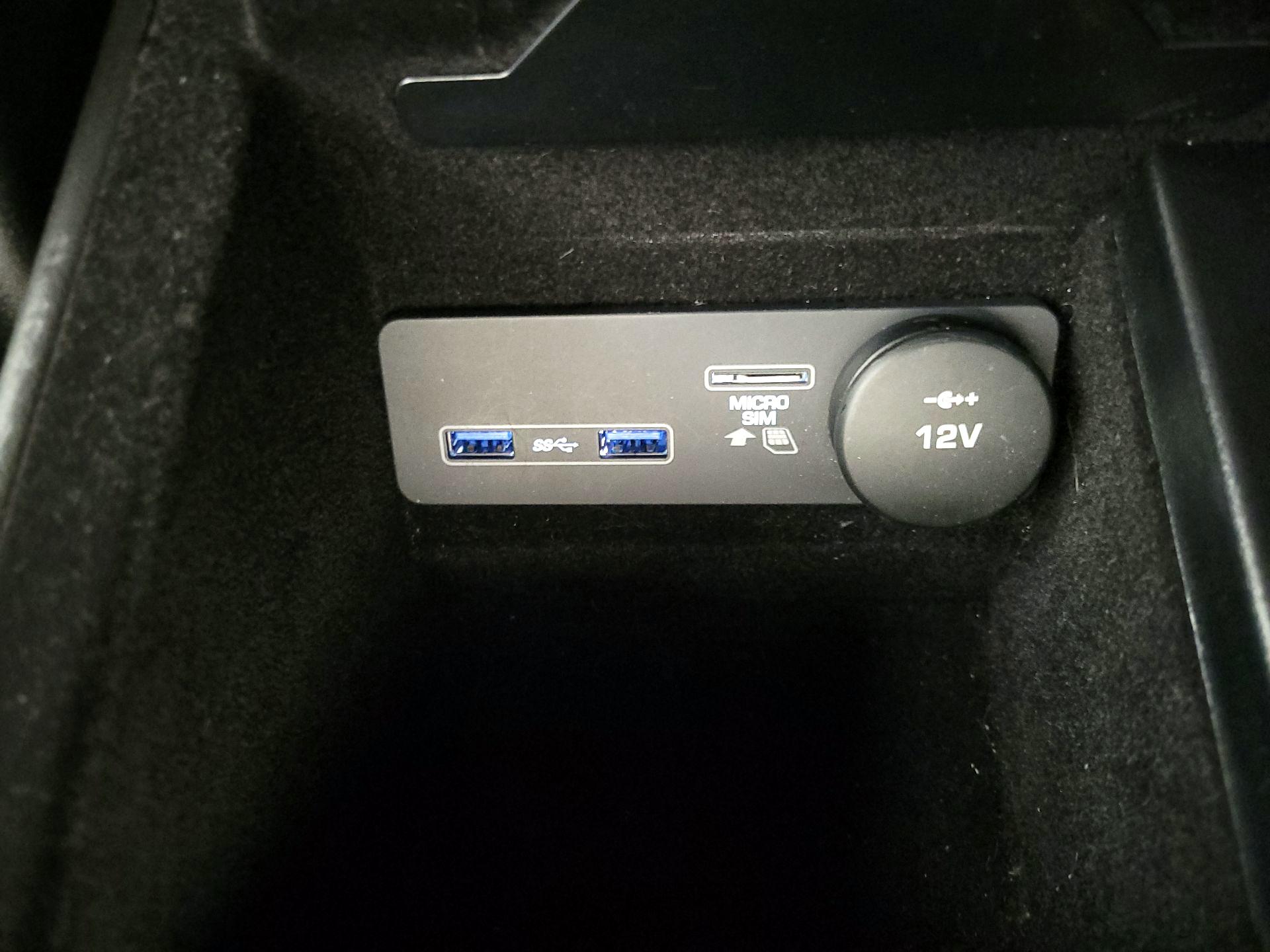 Thumbnail: 2022 Jaguar F-Type - 19