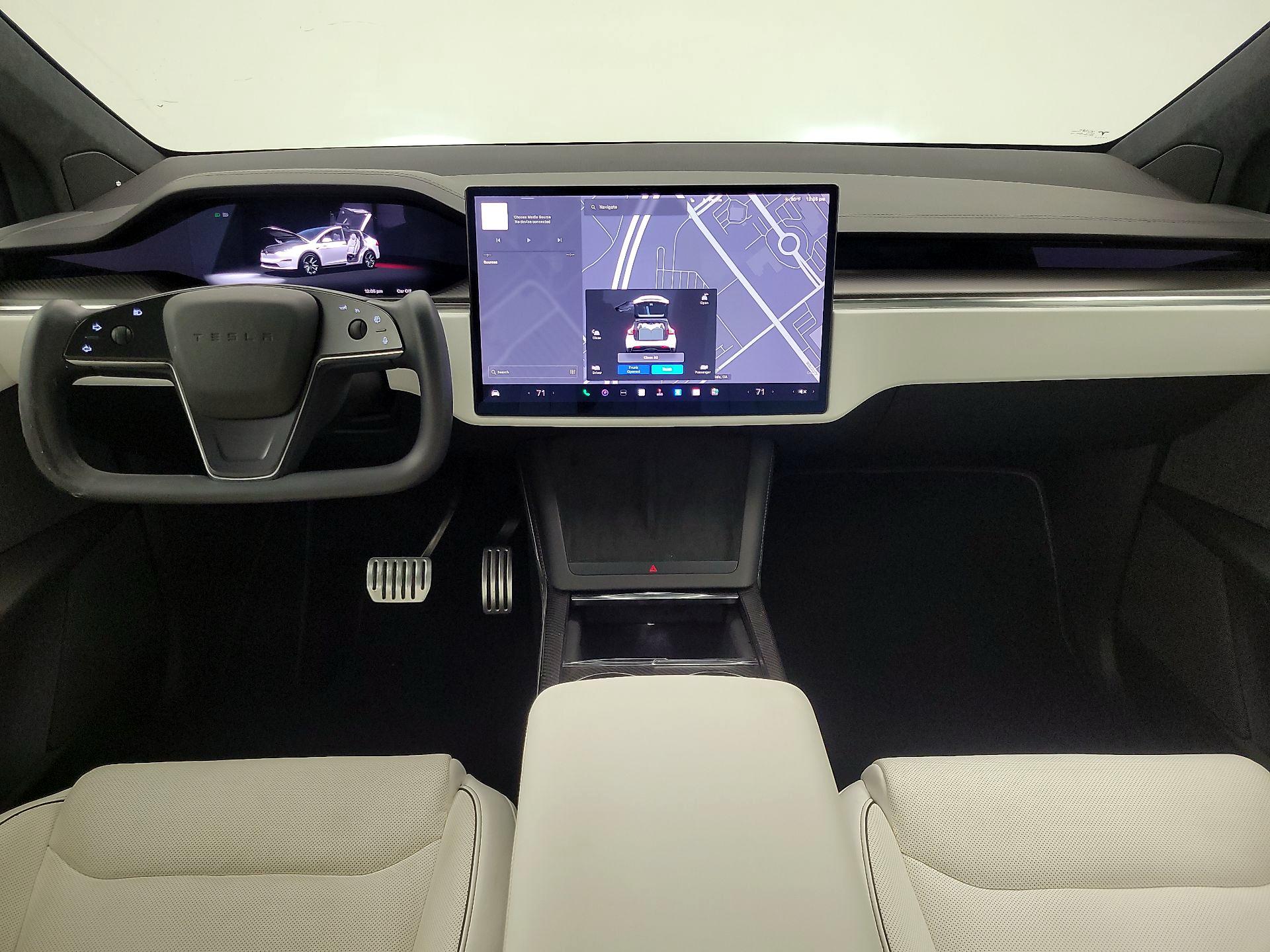 Thumbnail: 2022 Tesla Model X - 9