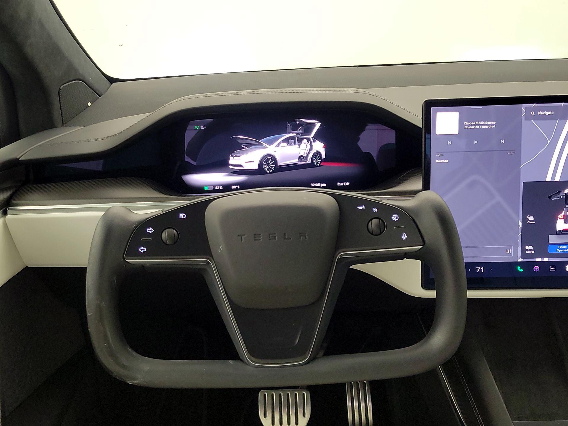 Thumbnail: 2022 Tesla Model X - 10