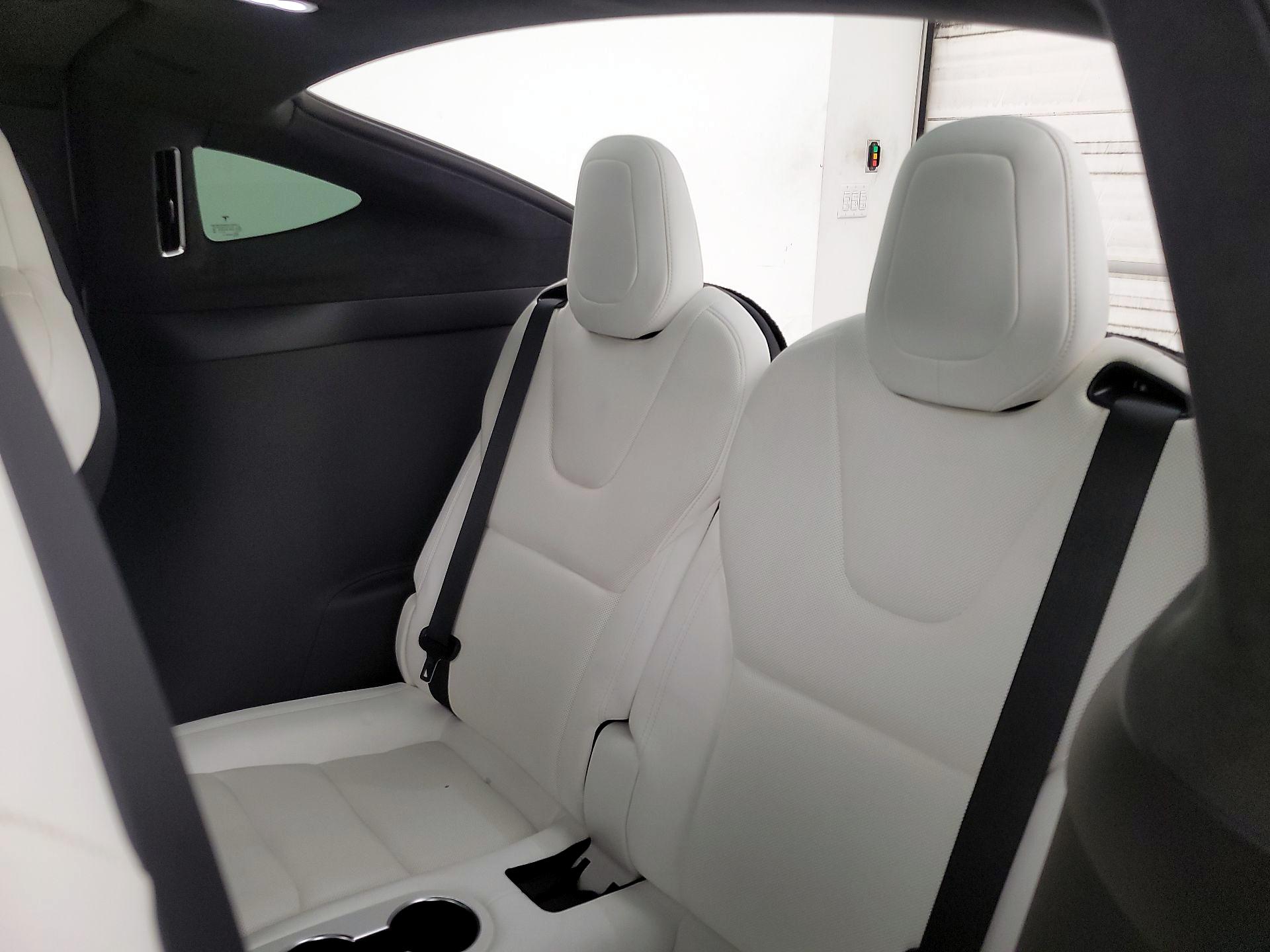 Thumbnail: 2022 Tesla Model X - 20
