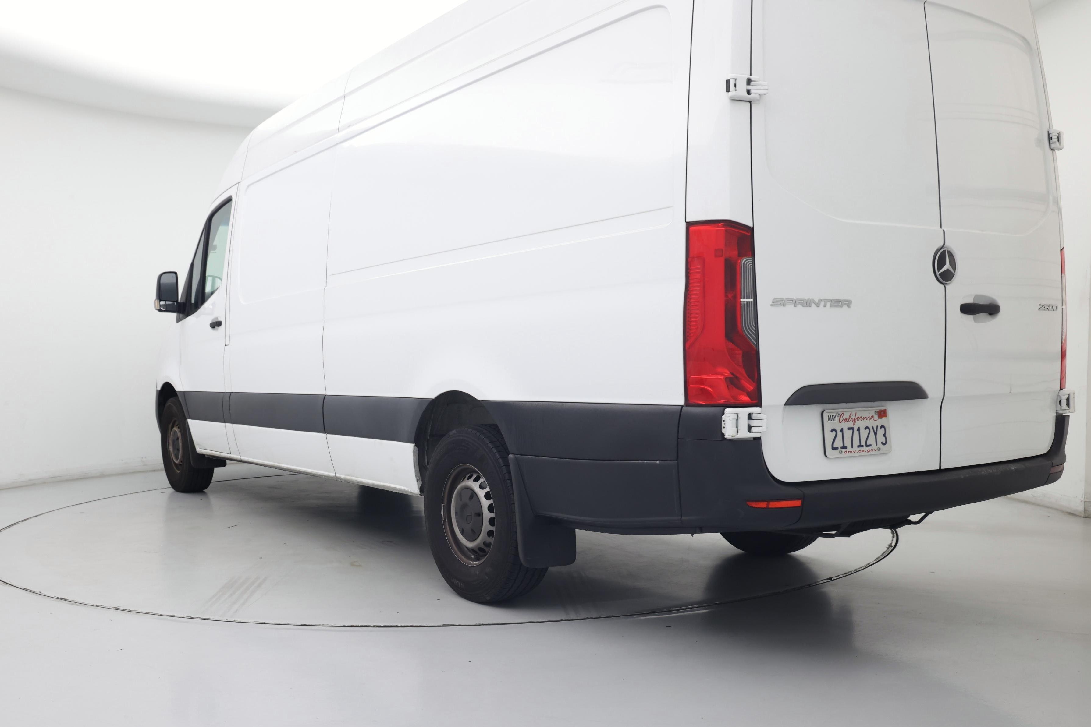 Thumbnail: 2023 Mercedes-Benz Sprinter - 2