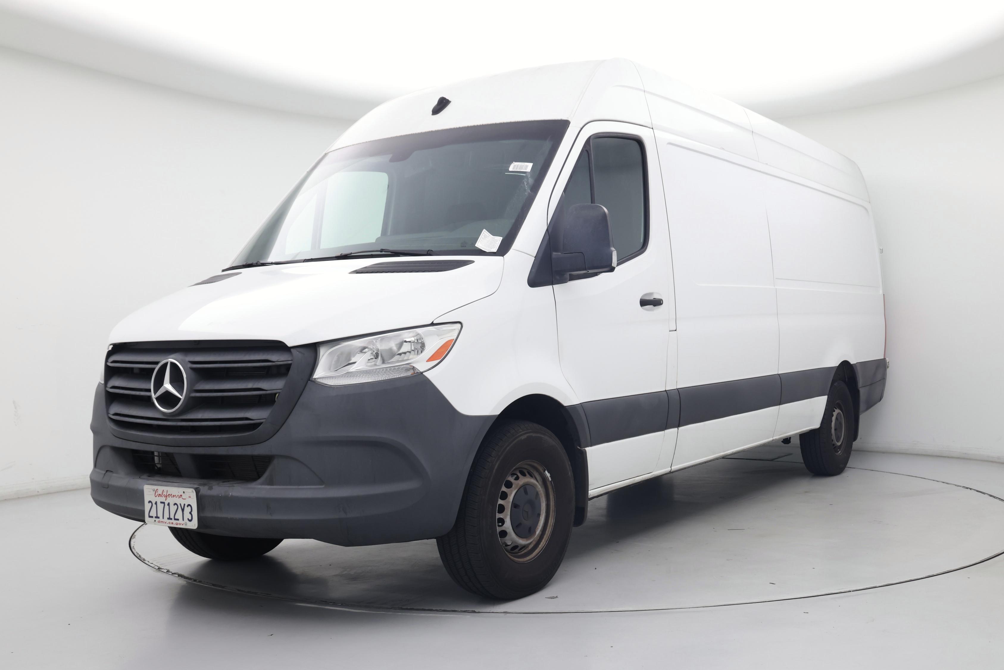 Thumbnail: 2023 Mercedes-Benz Sprinter - 4