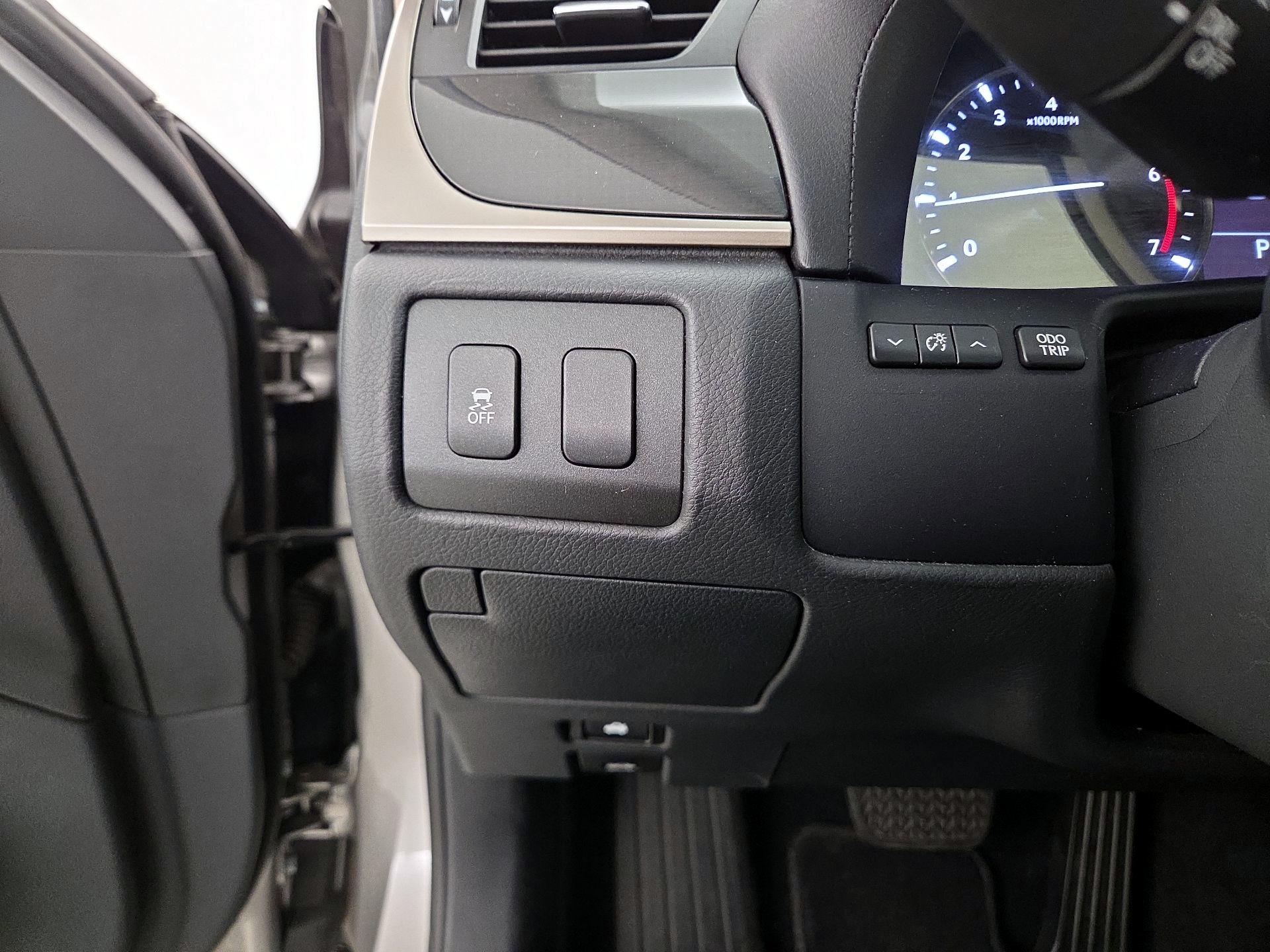 Thumbnail: 2016 Lexus GS - 13