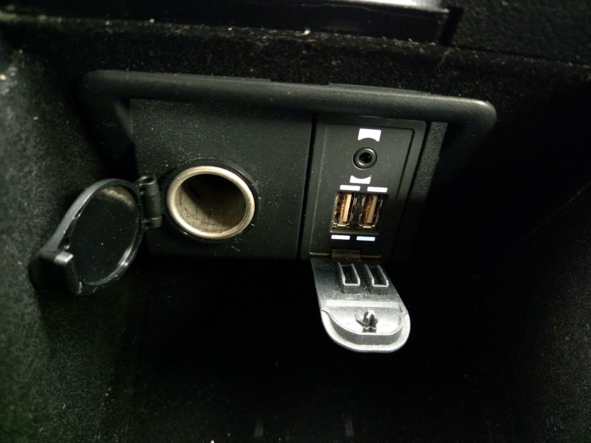 Thumbnail: 2016 Lexus GS - 19