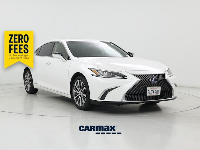 White 2019 Lexus ES Hybrid 300h FWD Sedan Front-Wheel Drive Automatic