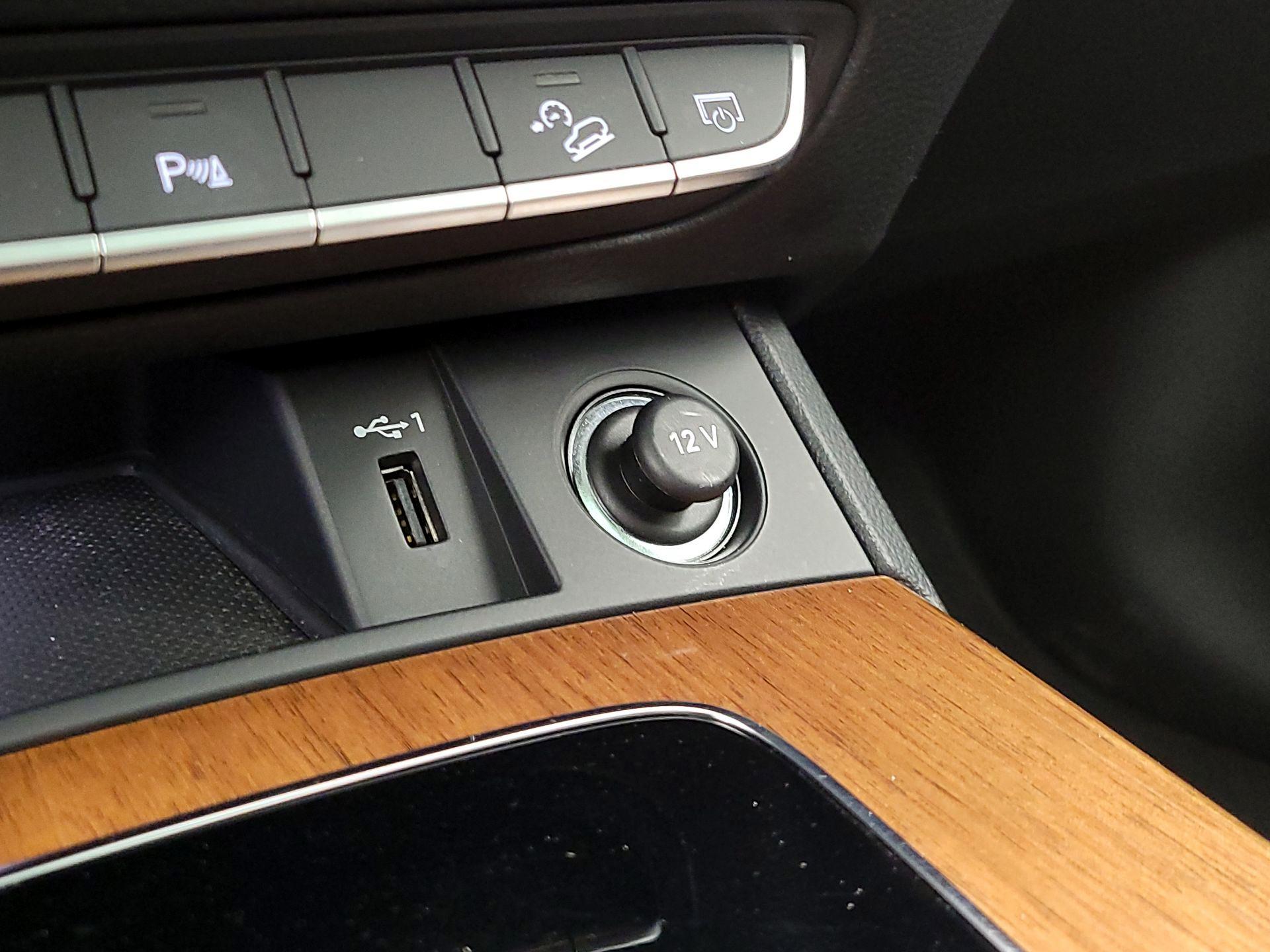 Thumbnail: 2021 Audi Q5 - 18