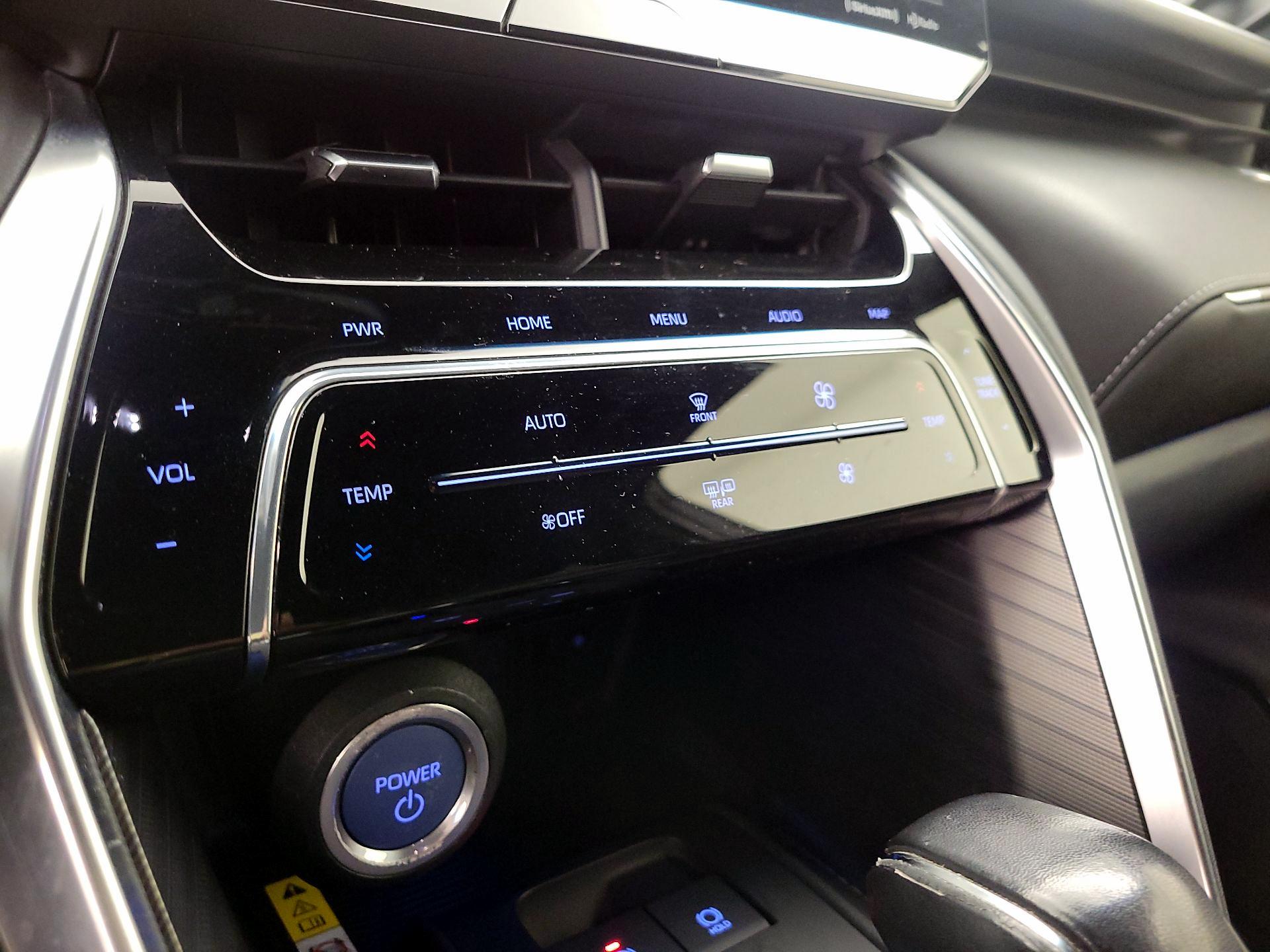 Thumbnail: 2021 Toyota Venza - 17