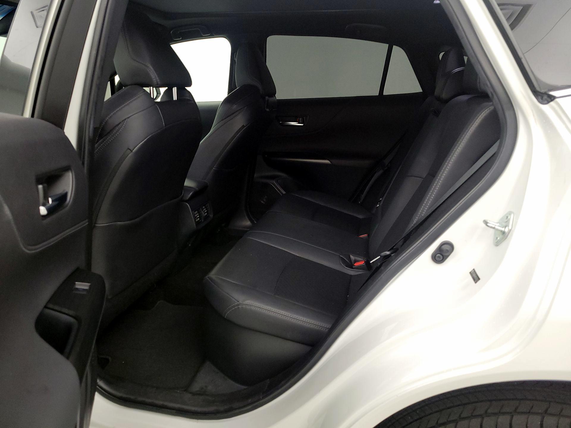 Thumbnail: 2021 Toyota Venza - 20
