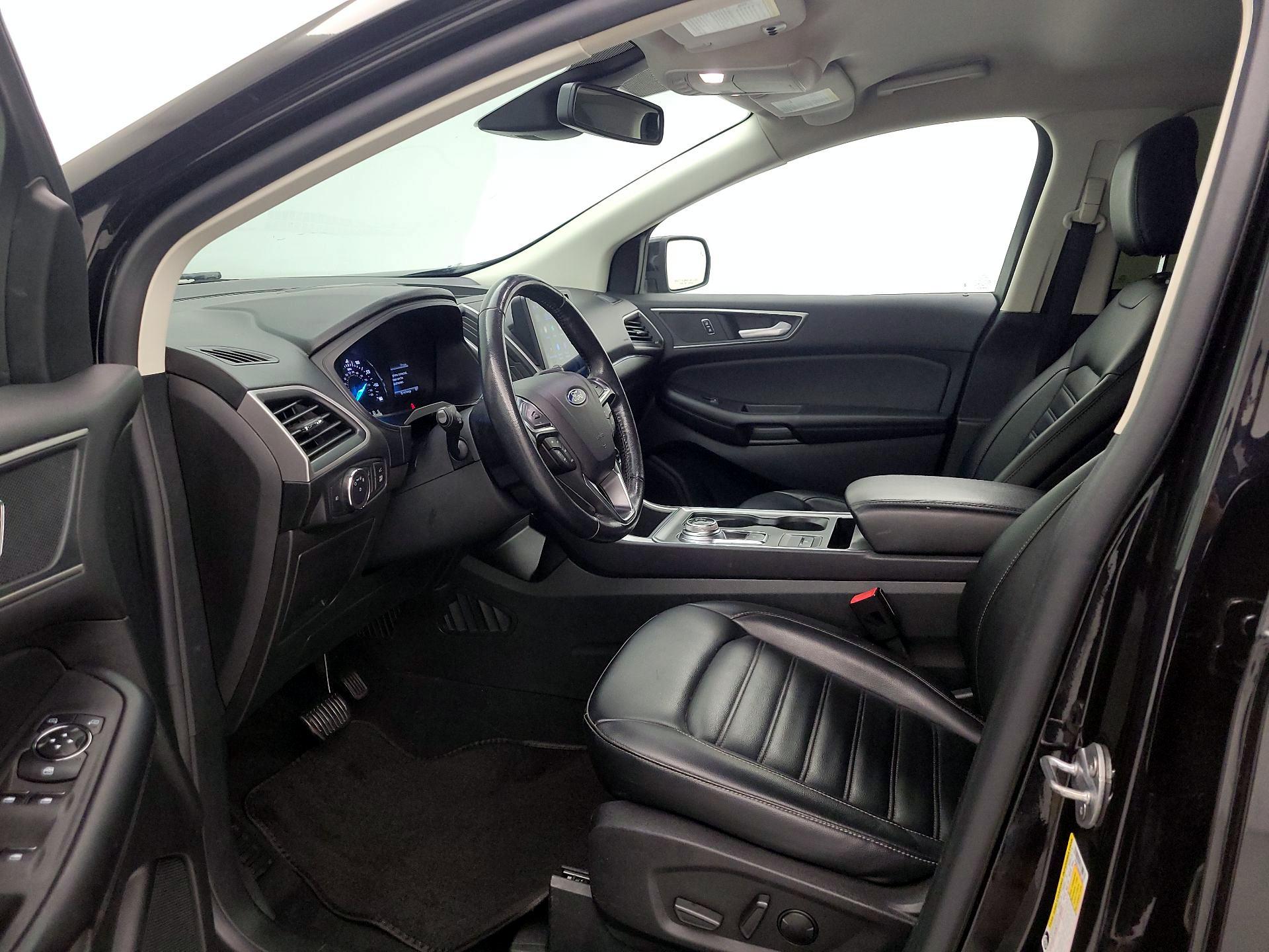 Thumbnail: 2022 Ford Edge - 9