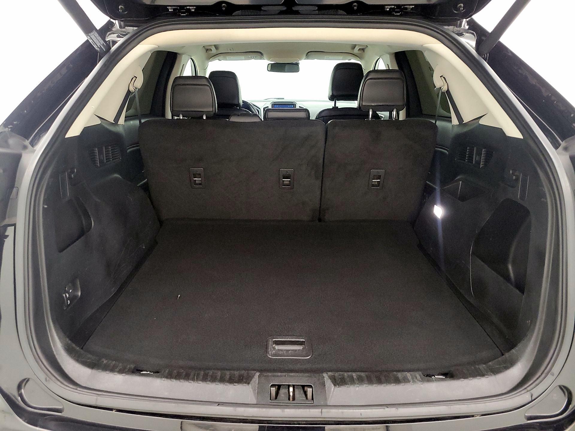 Thumbnail: 2022 Ford Edge - 18