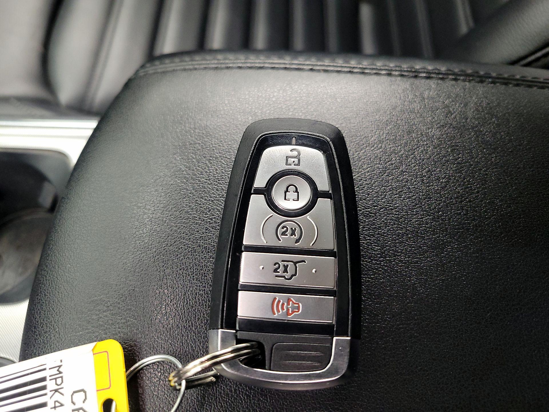 Thumbnail: 2022 Ford Edge - 20