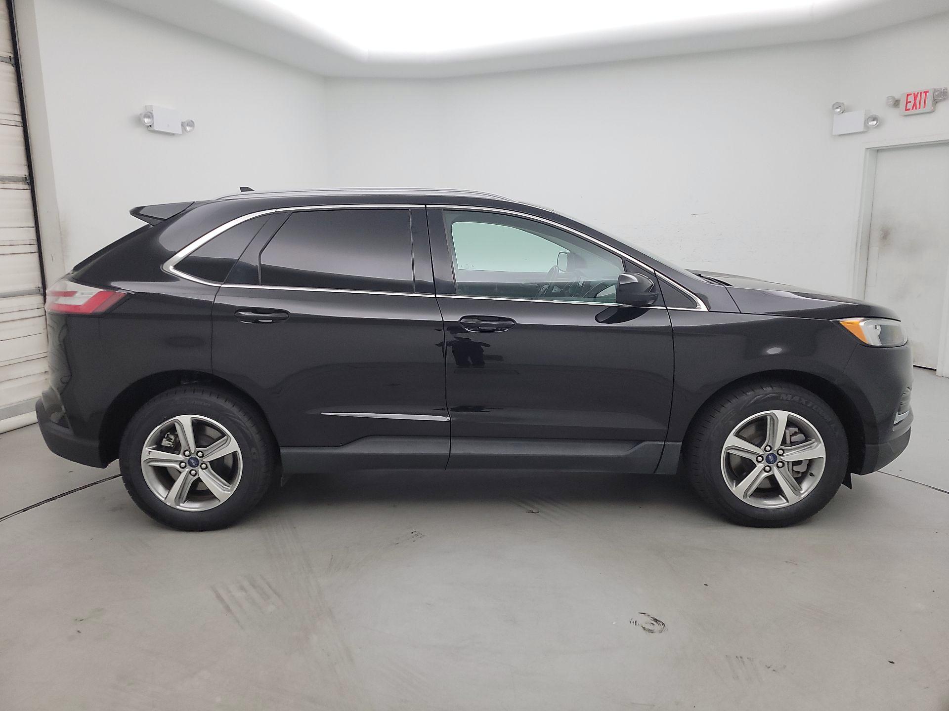 Thumbnail: 2022 Ford Edge - 4