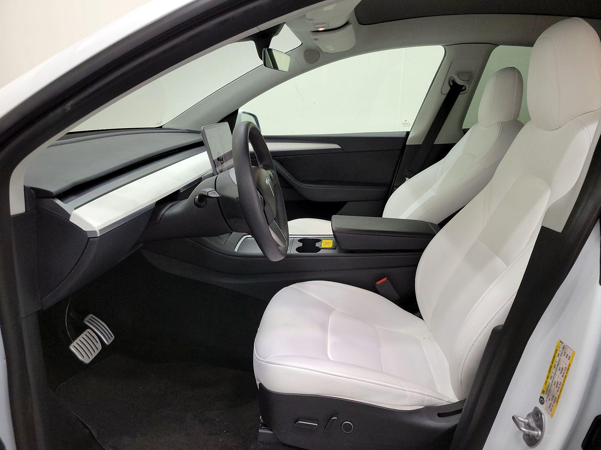 Thumbnail: 2023 Tesla Model Y - 11