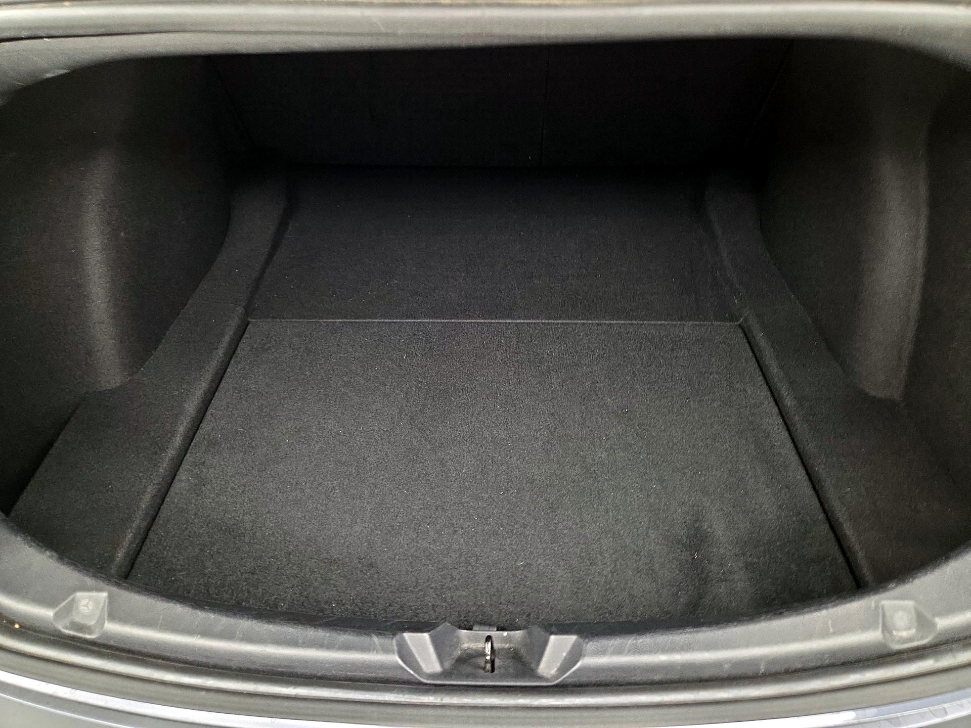 Thumbnail: 2019 Tesla Model 3 - 19