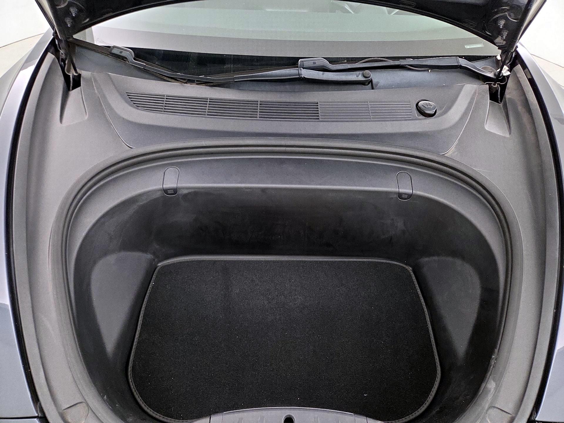 Thumbnail: 2019 Tesla Model 3 - 20