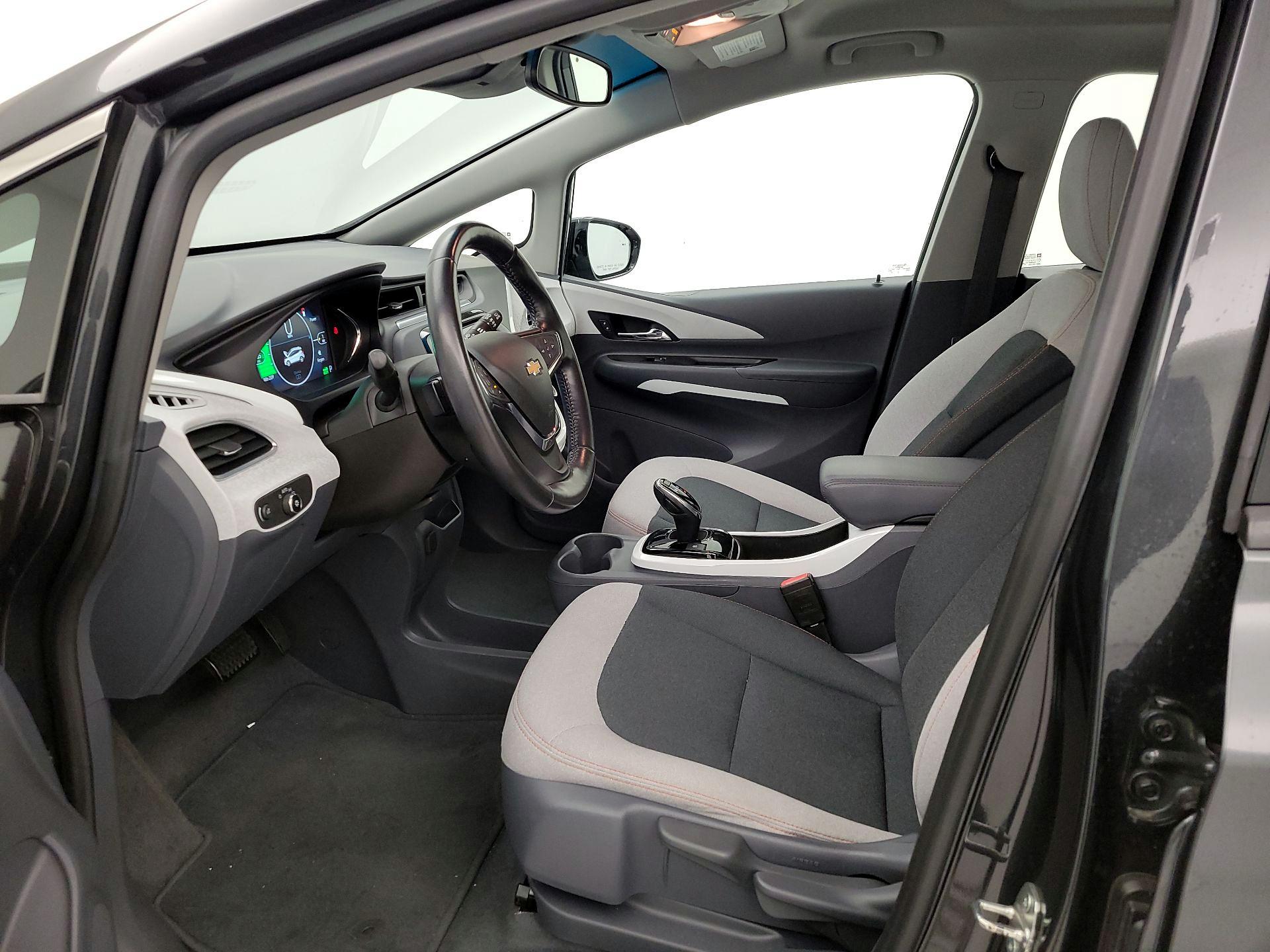 Thumbnail: 2021 Chevrolet Bolt EV - 11