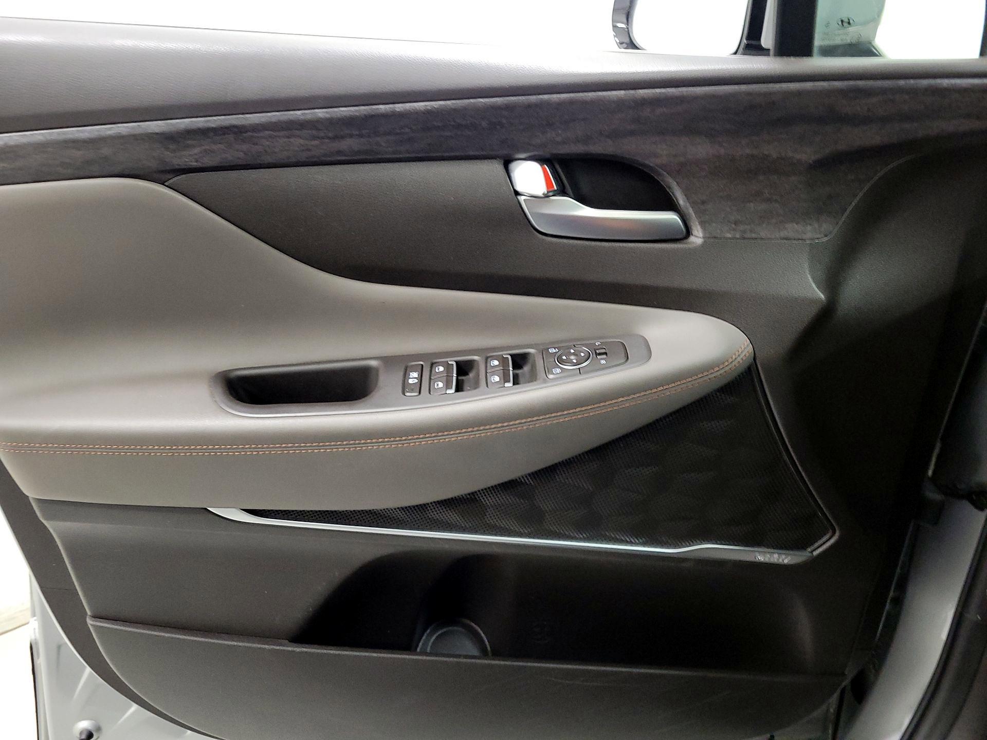 Thumbnail: 2020 Hyundai Santa Fe - 12