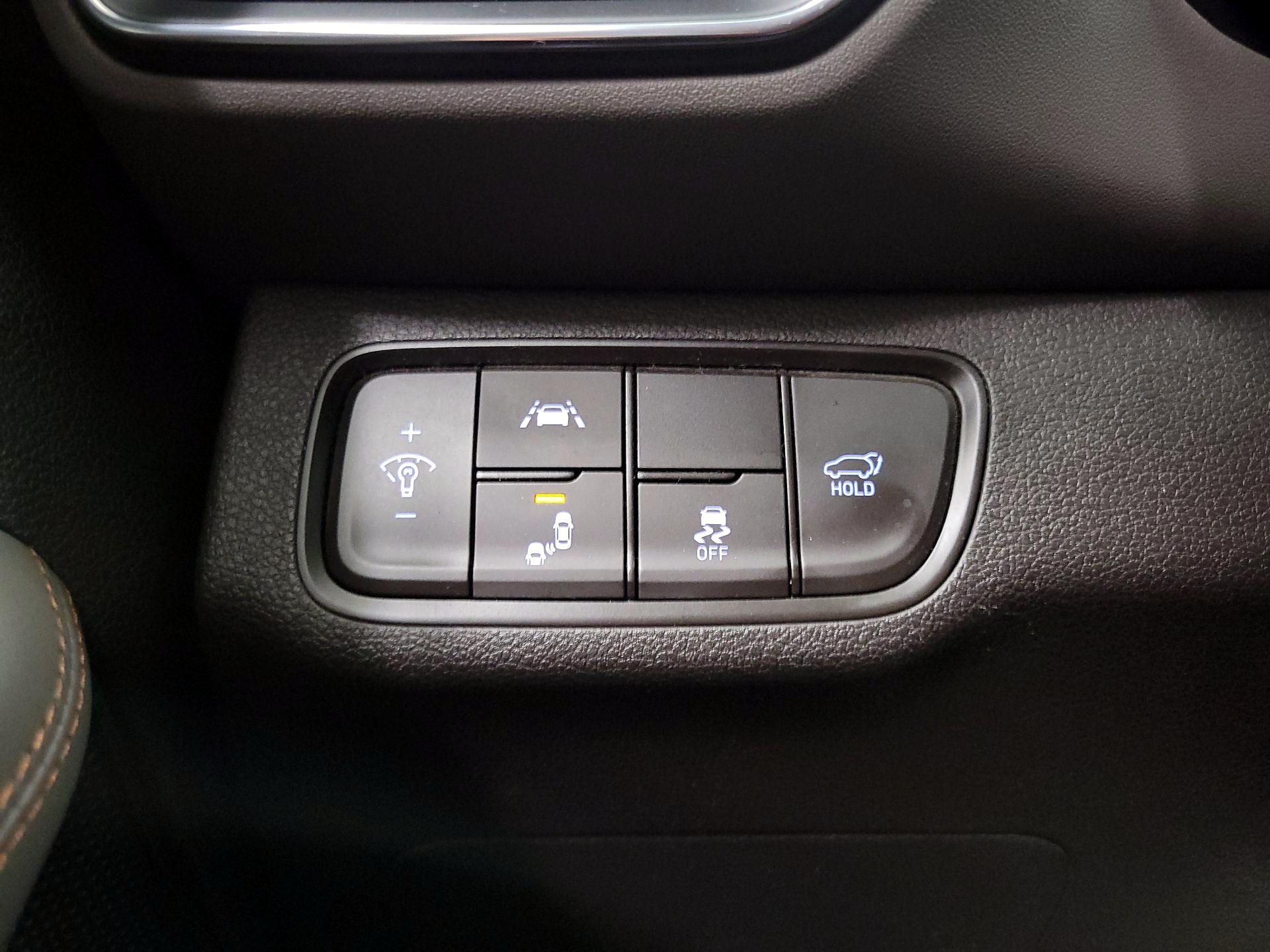 Thumbnail: 2020 Hyundai Santa Fe - 13