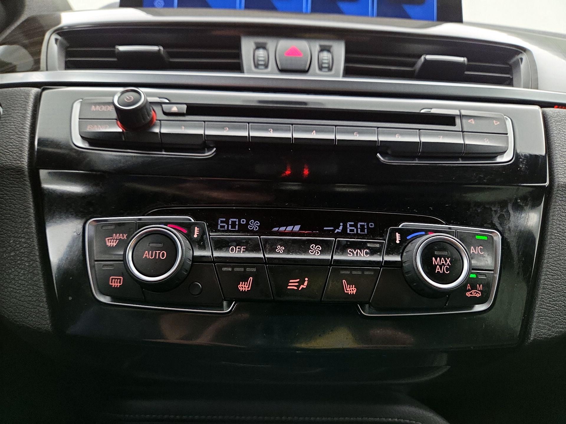 Thumbnail: 2016 BMW X1 - 16