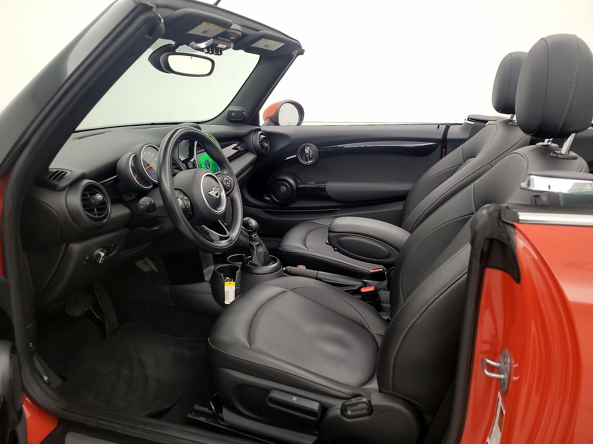 Thumbnail: 2019 MINI Cooper - 11