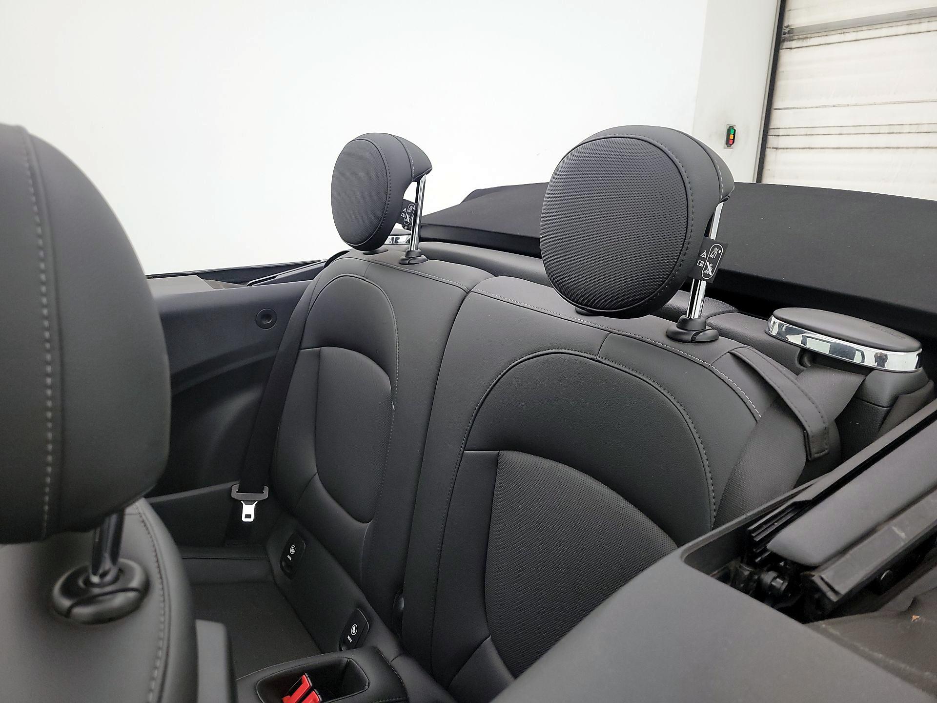 Thumbnail: 2019 MINI Cooper - 19
