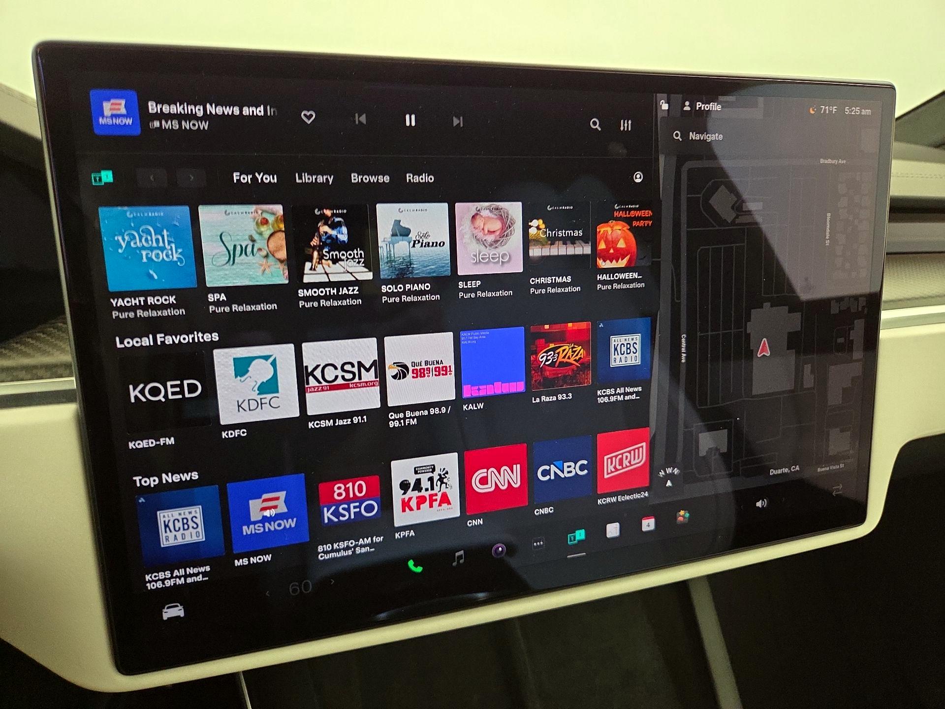 Thumbnail: 2022 Tesla Model X - 15