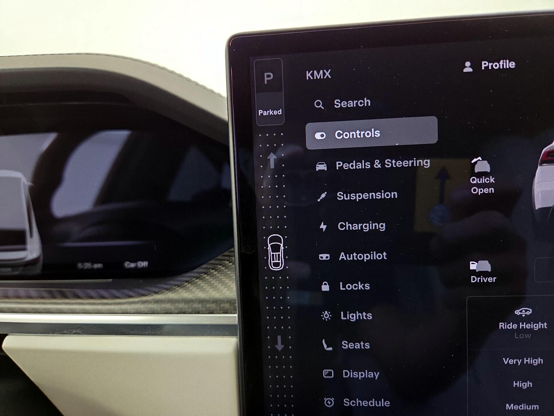 Thumbnail: 2022 Tesla Model X - 17