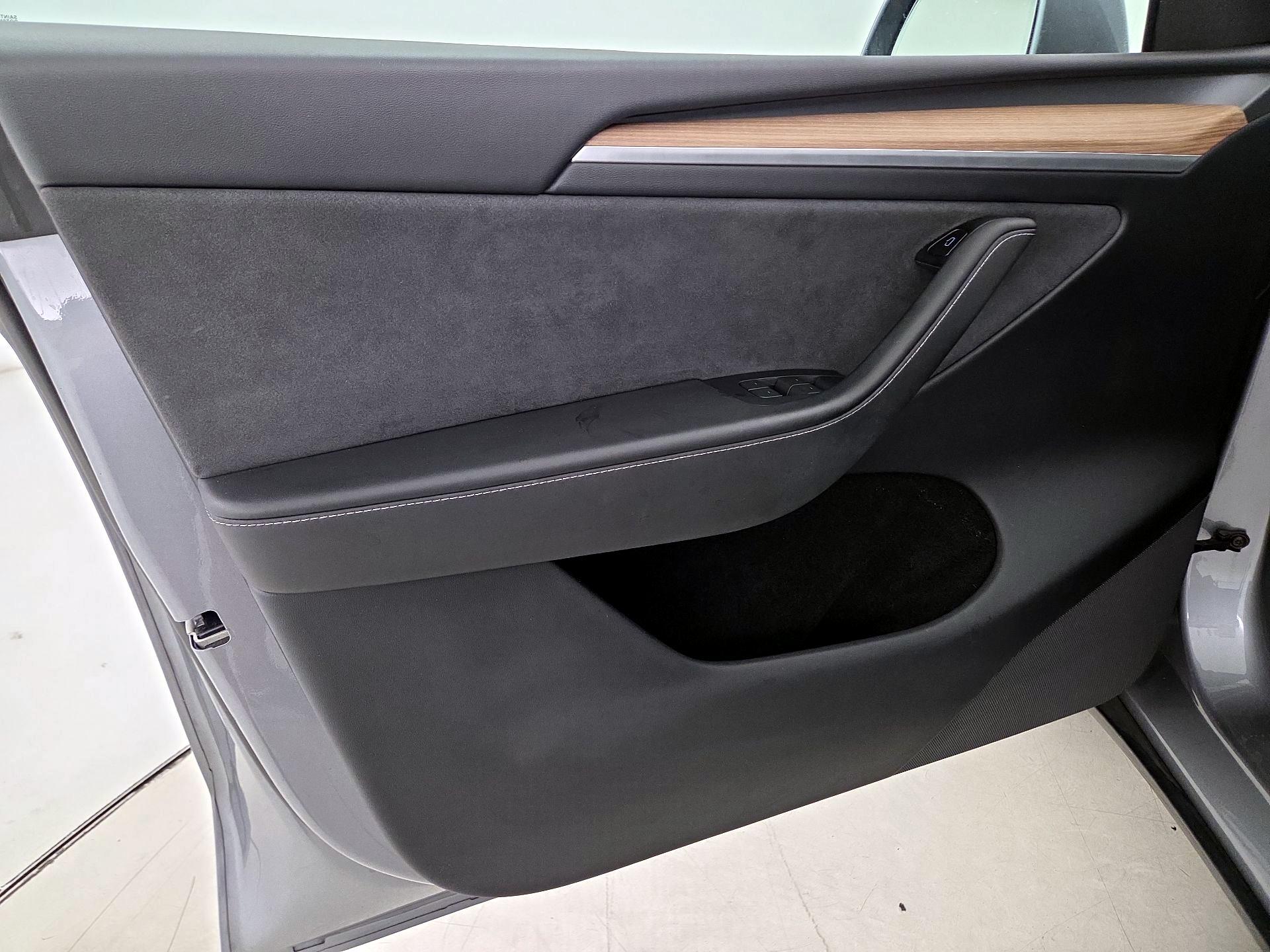 Thumbnail: 2024 Tesla Model Y - 12