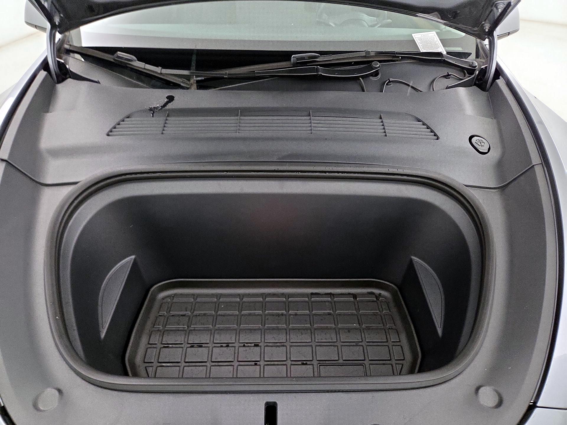 Thumbnail: 2024 Tesla Model Y - 20