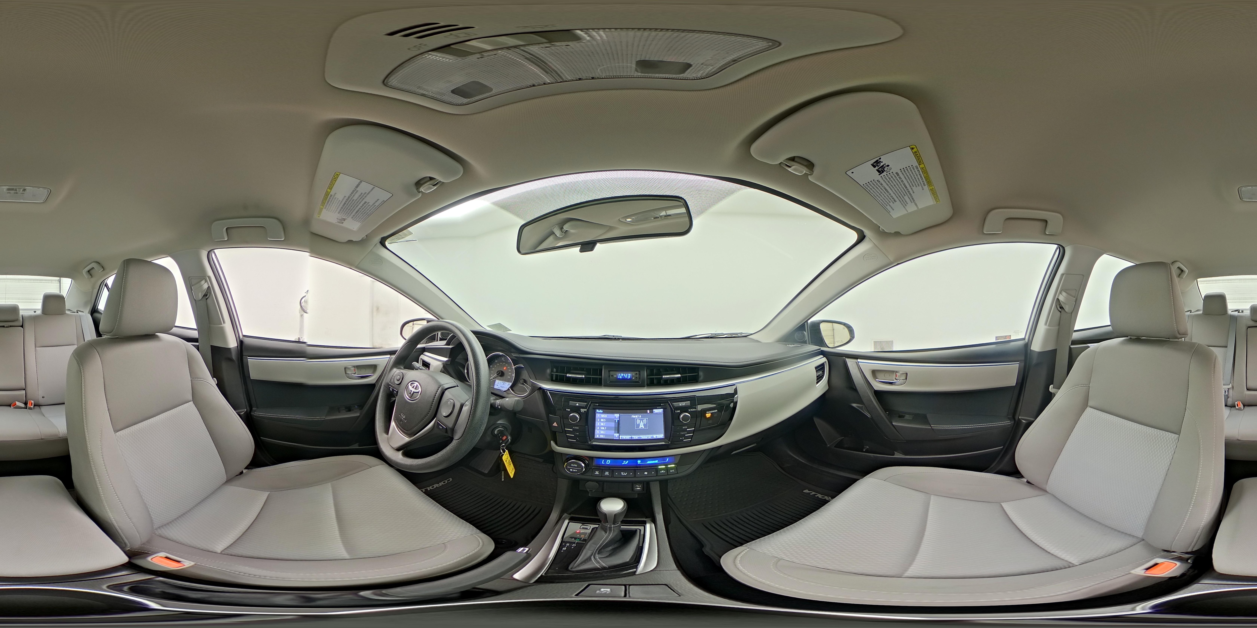 2016 Toyota Corolla LE - Photo 24