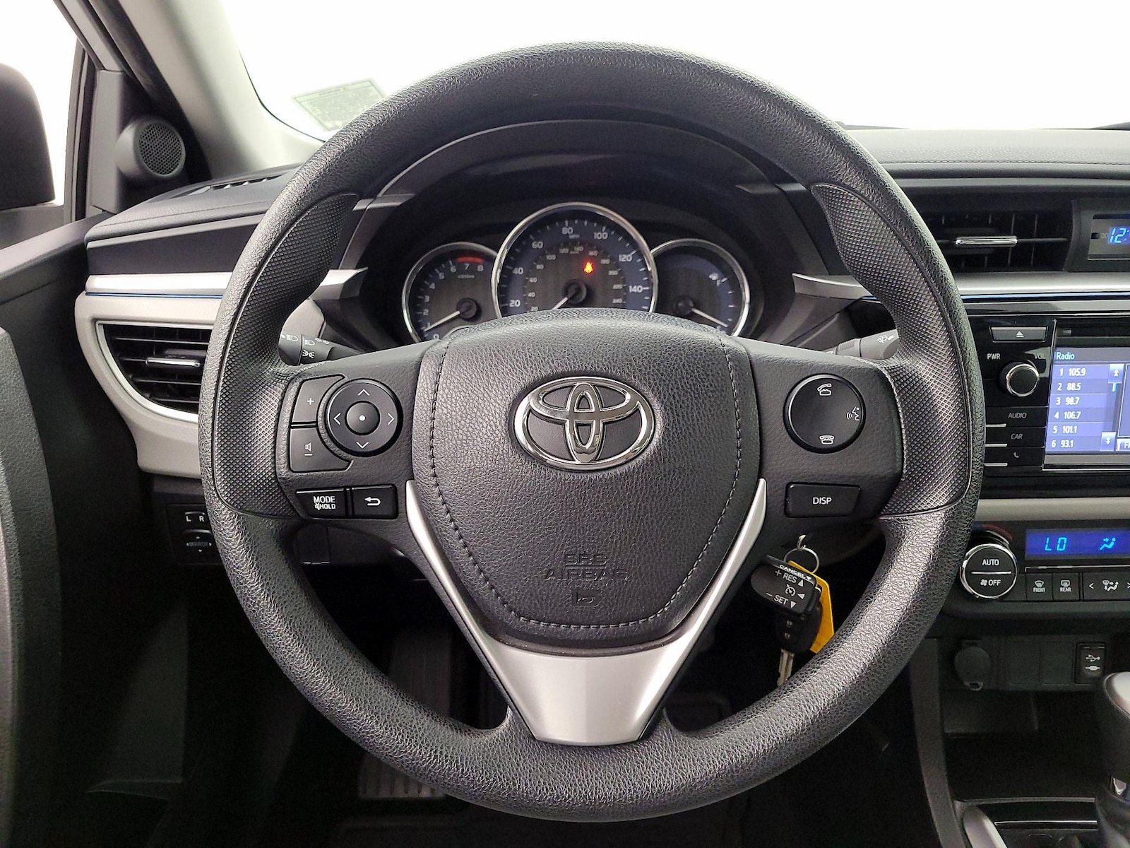 2016 Toyota Corolla LE - Photo 11