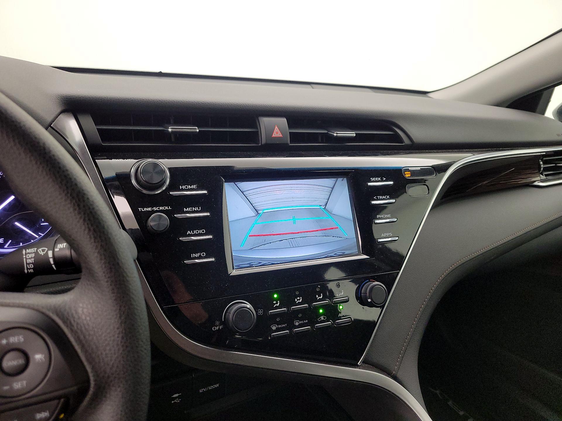 Thumbnail: 2018 Toyota Camry - 12