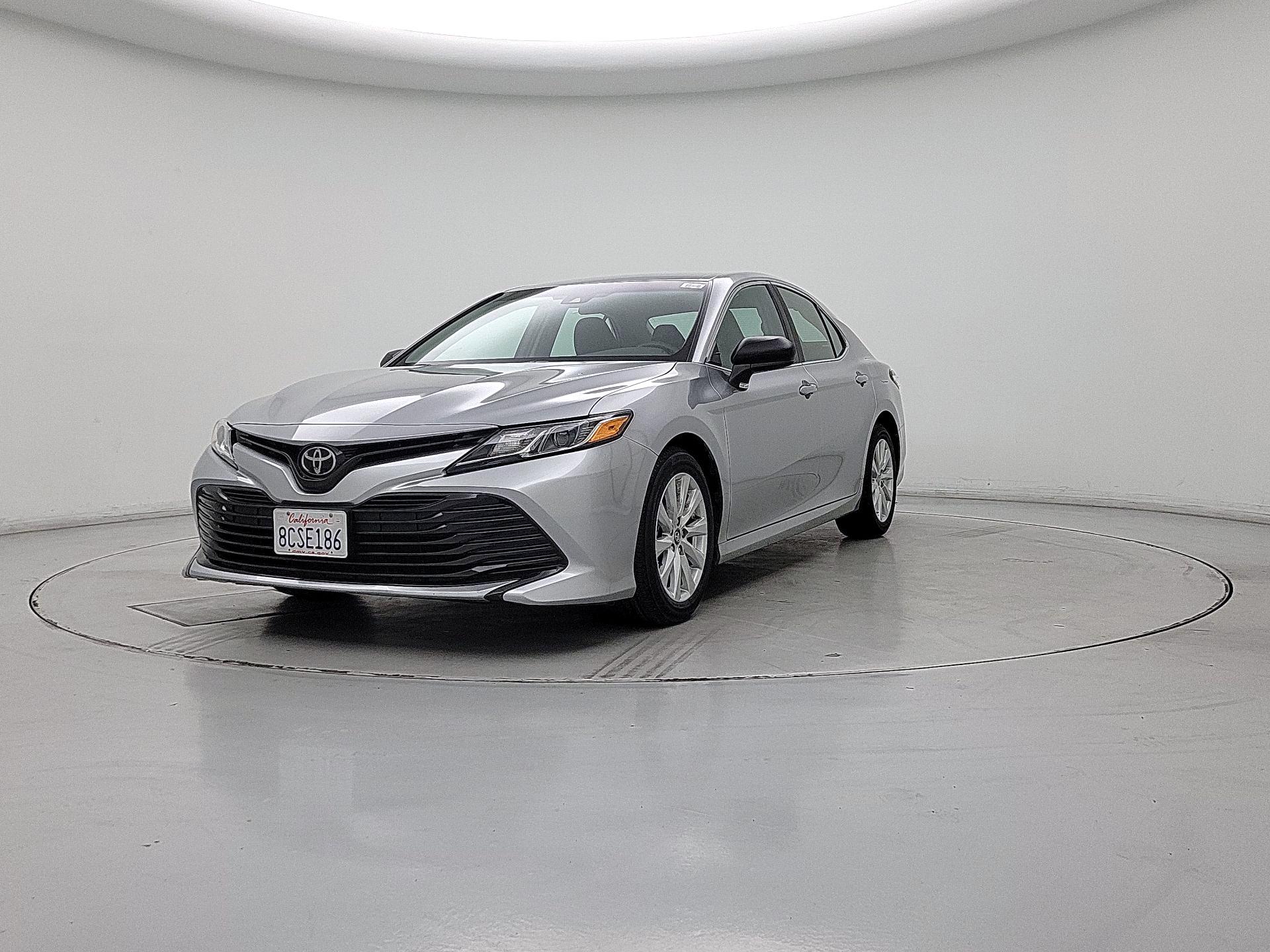 Thumbnail: 2018 Toyota Camry - 3