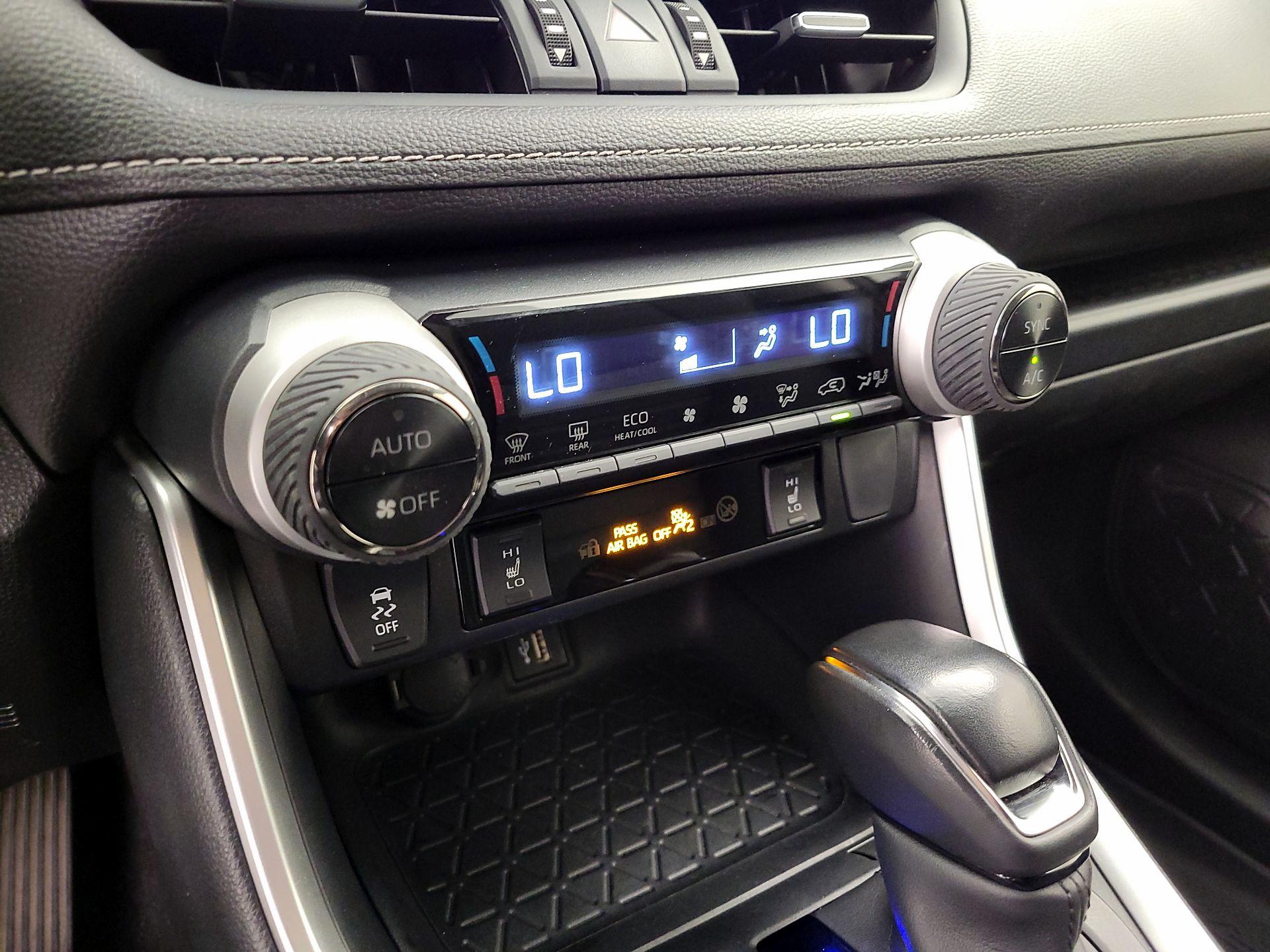 Thumbnail: 2024 Toyota RAV4 - 14