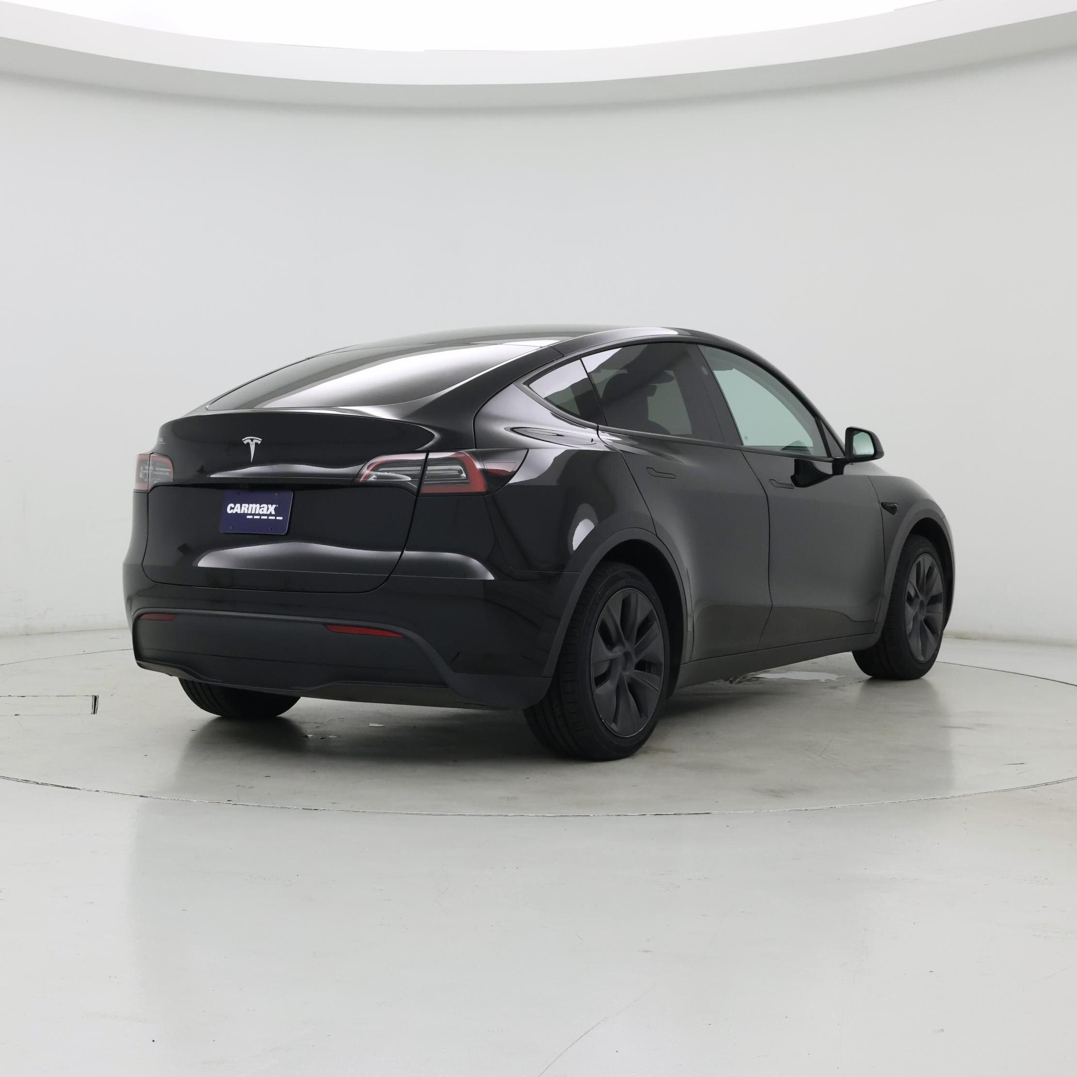 Thumbnail: 2024 Tesla Model Y - 8