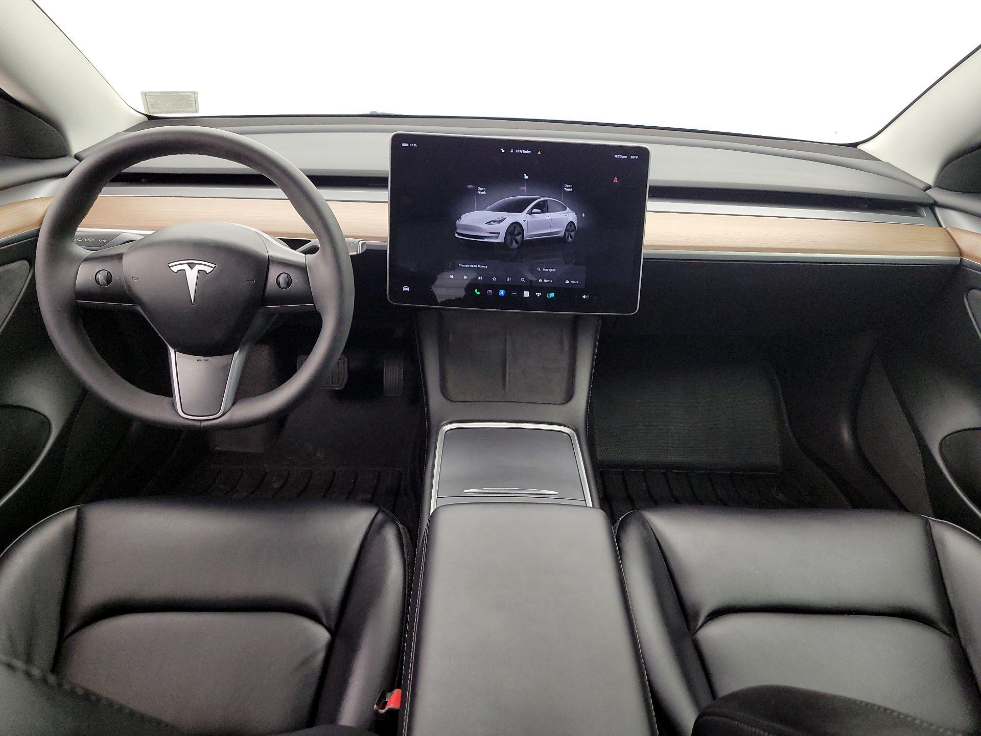Thumbnail: 2023 Tesla Model 3 - 9