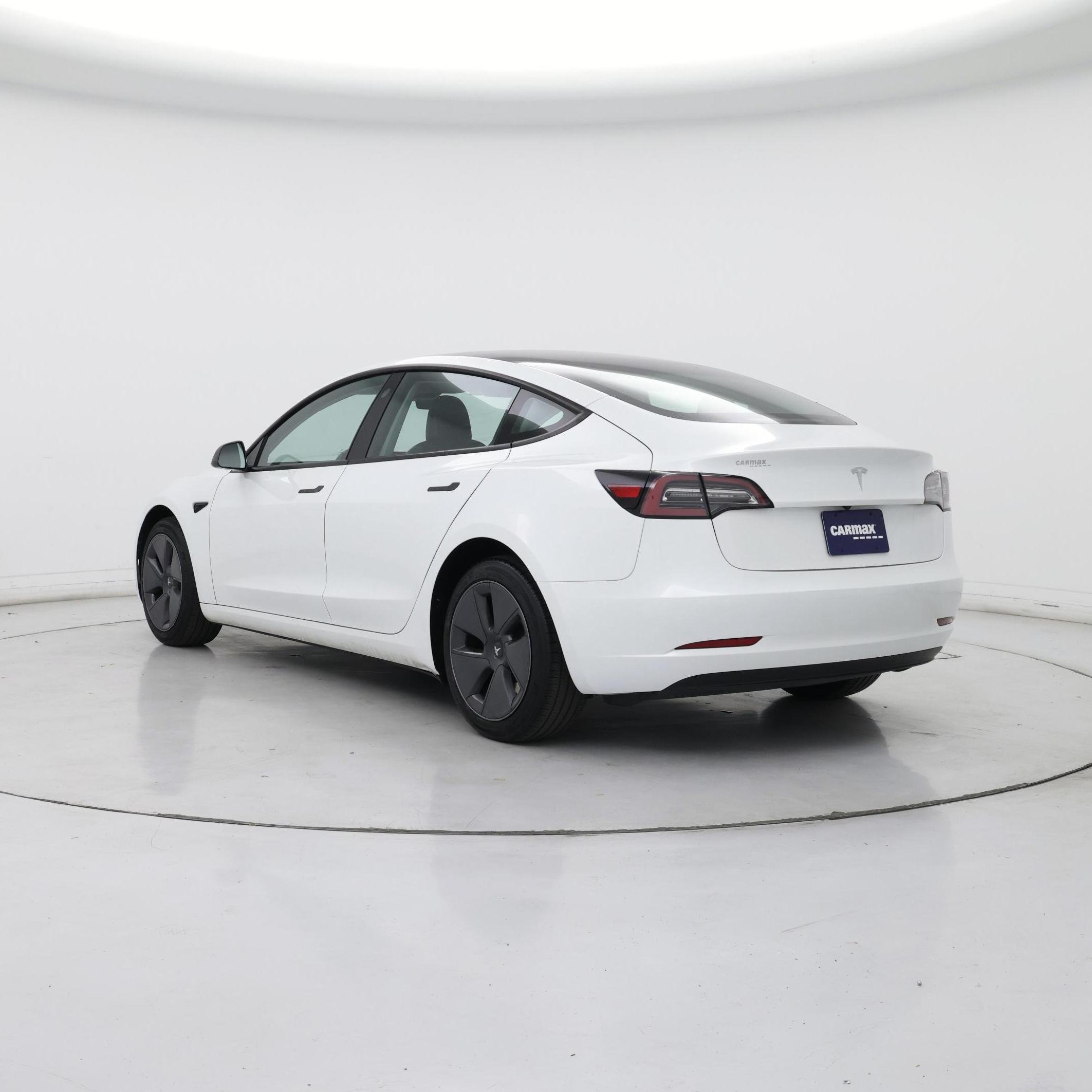 Thumbnail: 2023 Tesla Model 3 - 2