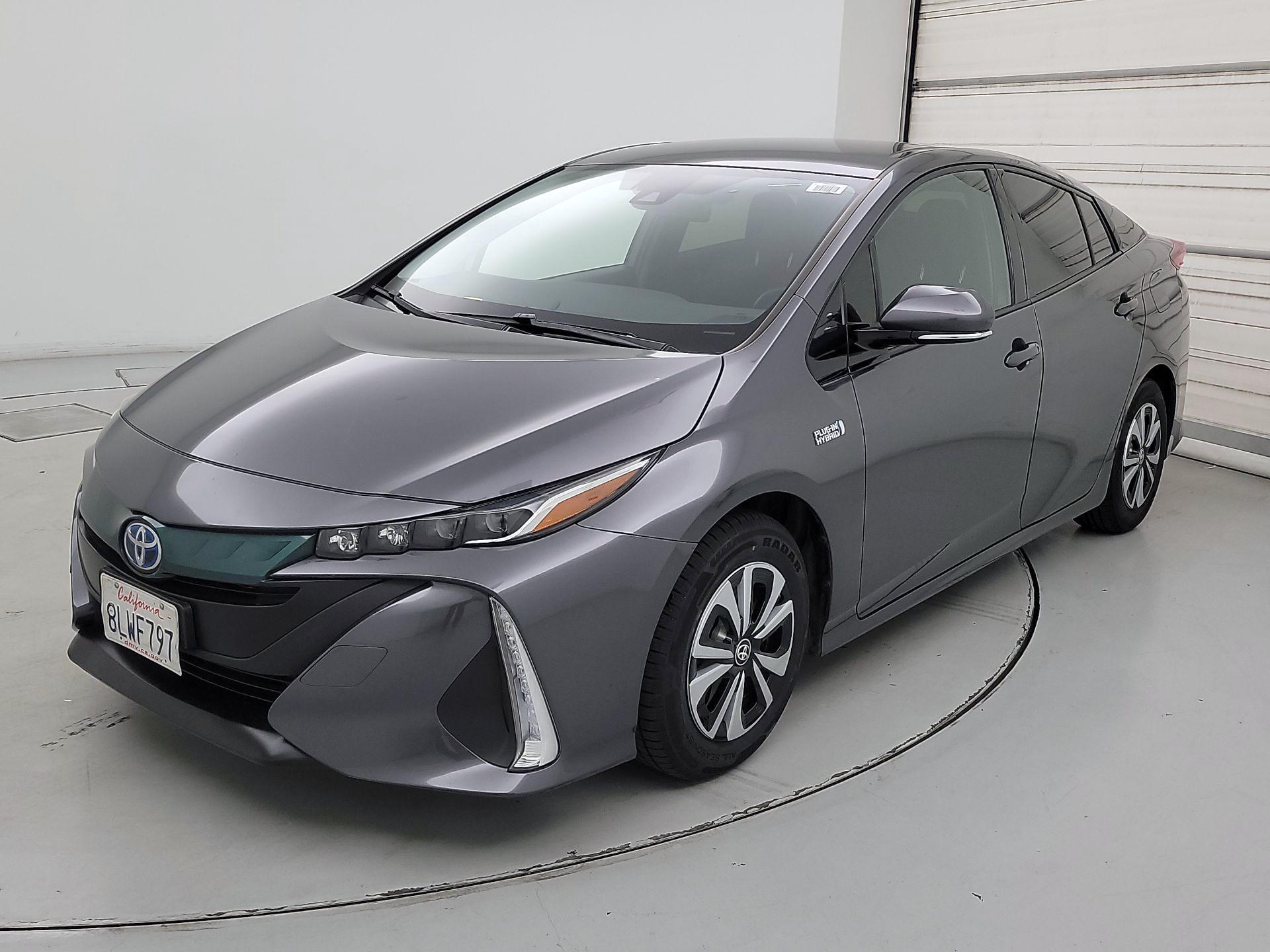 Thumbnail: 2019 Toyota Prius Prime - 3