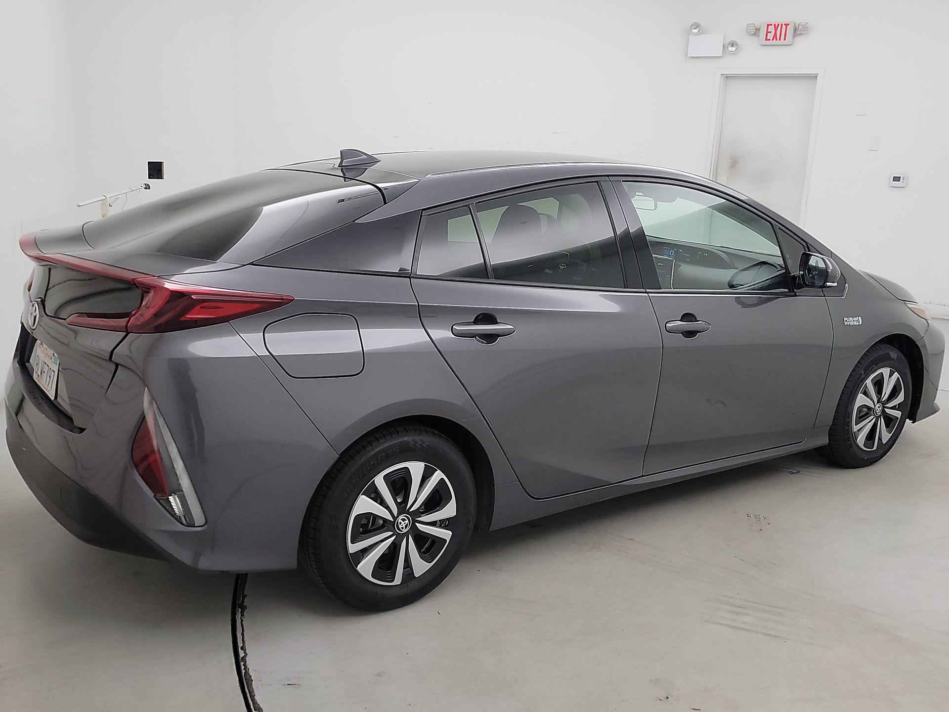 Thumbnail: 2019 Toyota Prius Prime - 5