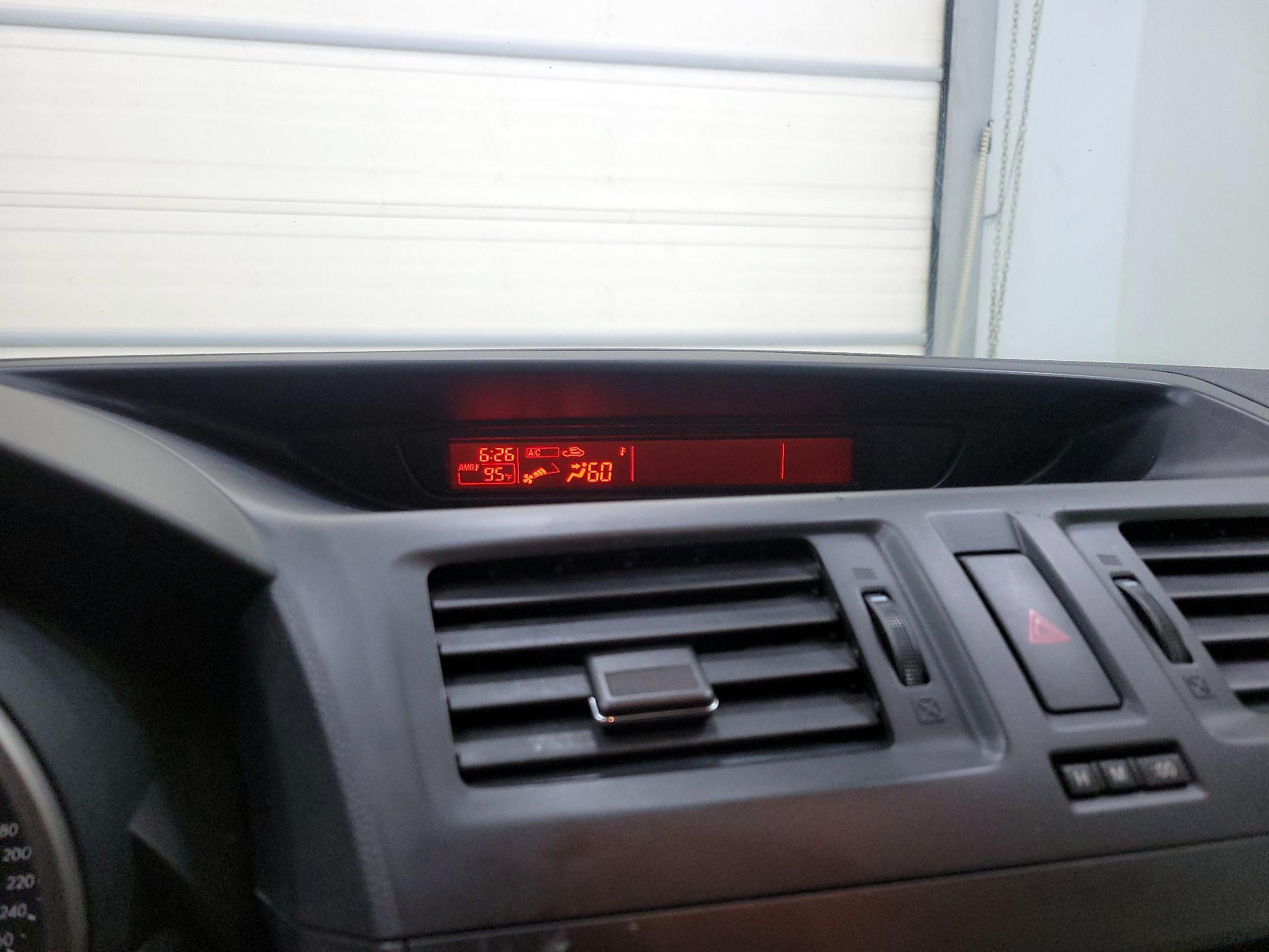 Thumbnail: 2014 Mazda Mazda5 - 14