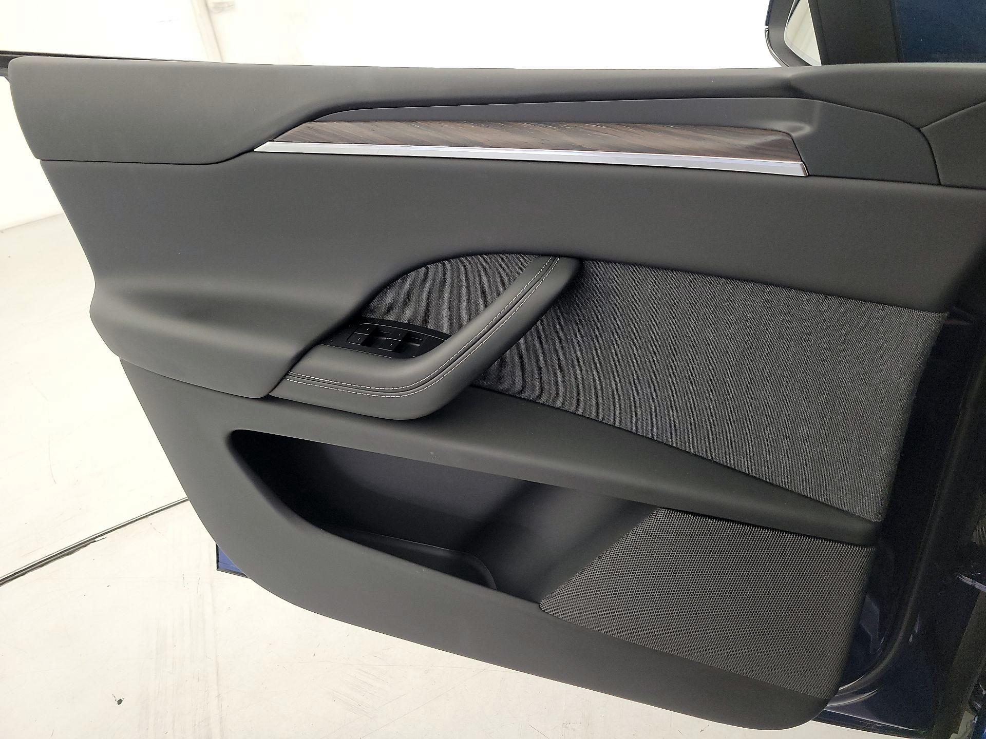 Thumbnail: 2022 Tesla Model X - 12