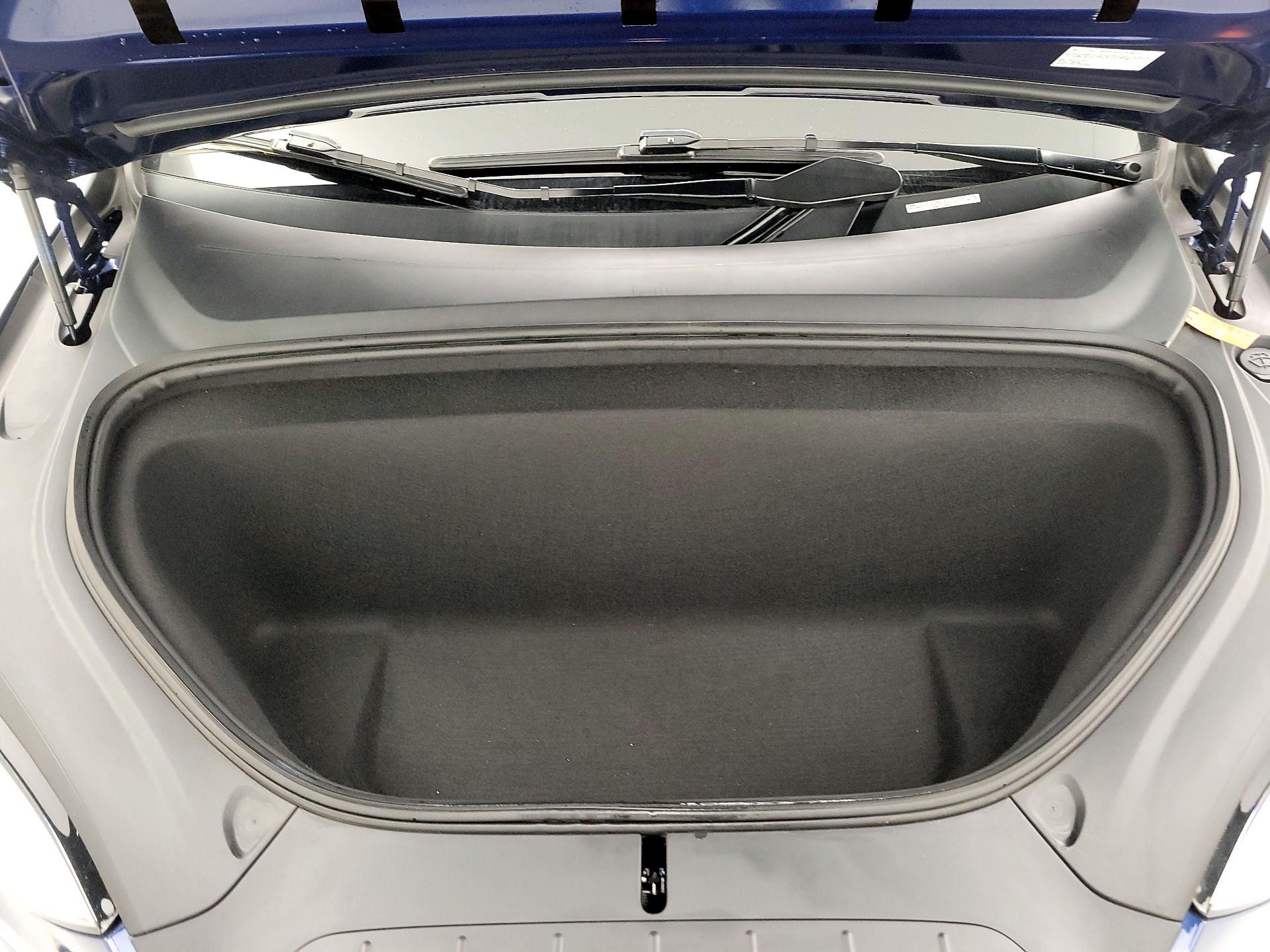 Thumbnail: 2022 Tesla Model X - 20