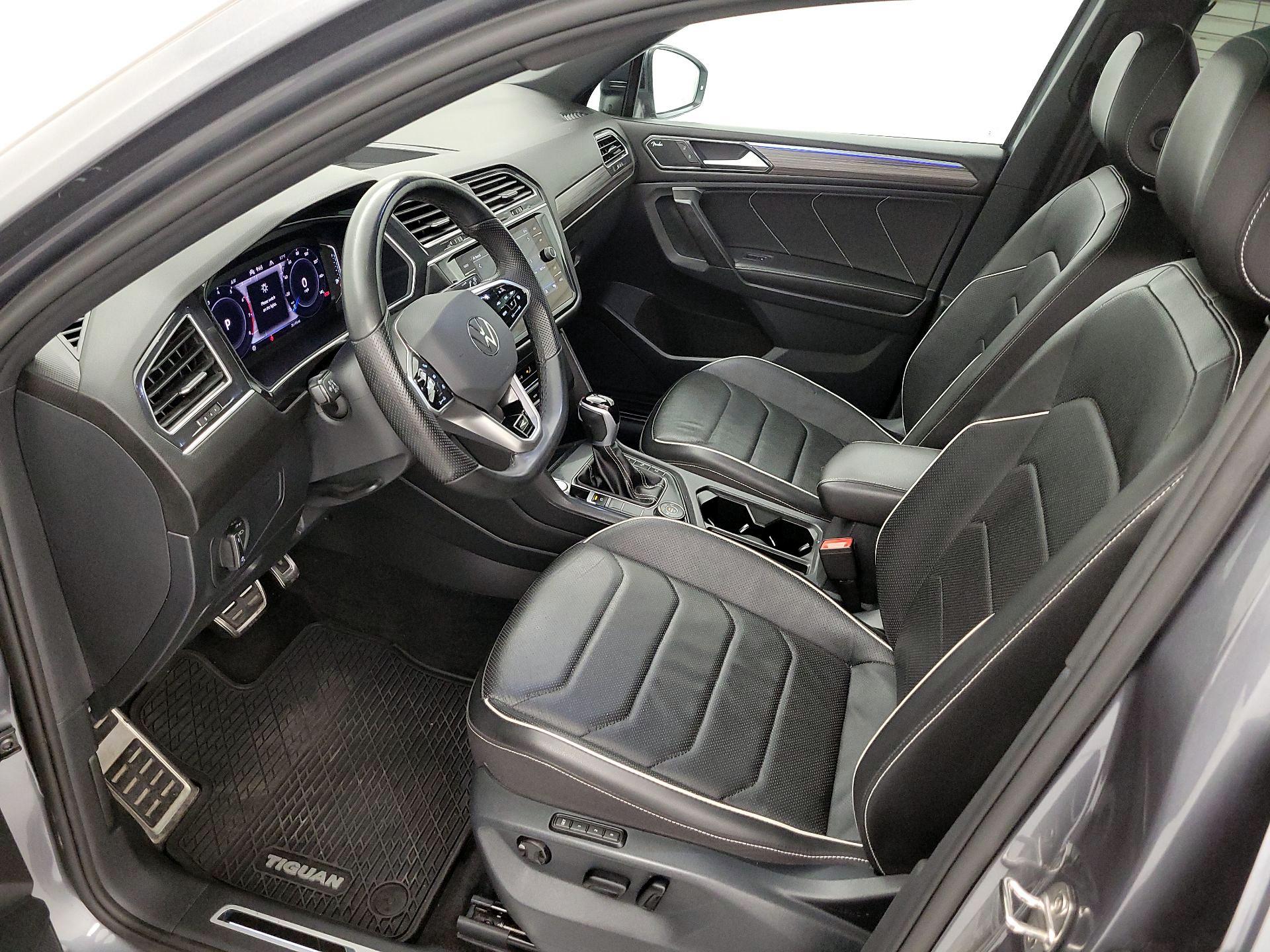 Thumbnail: 2024 Volkswagen Tiguan - 11