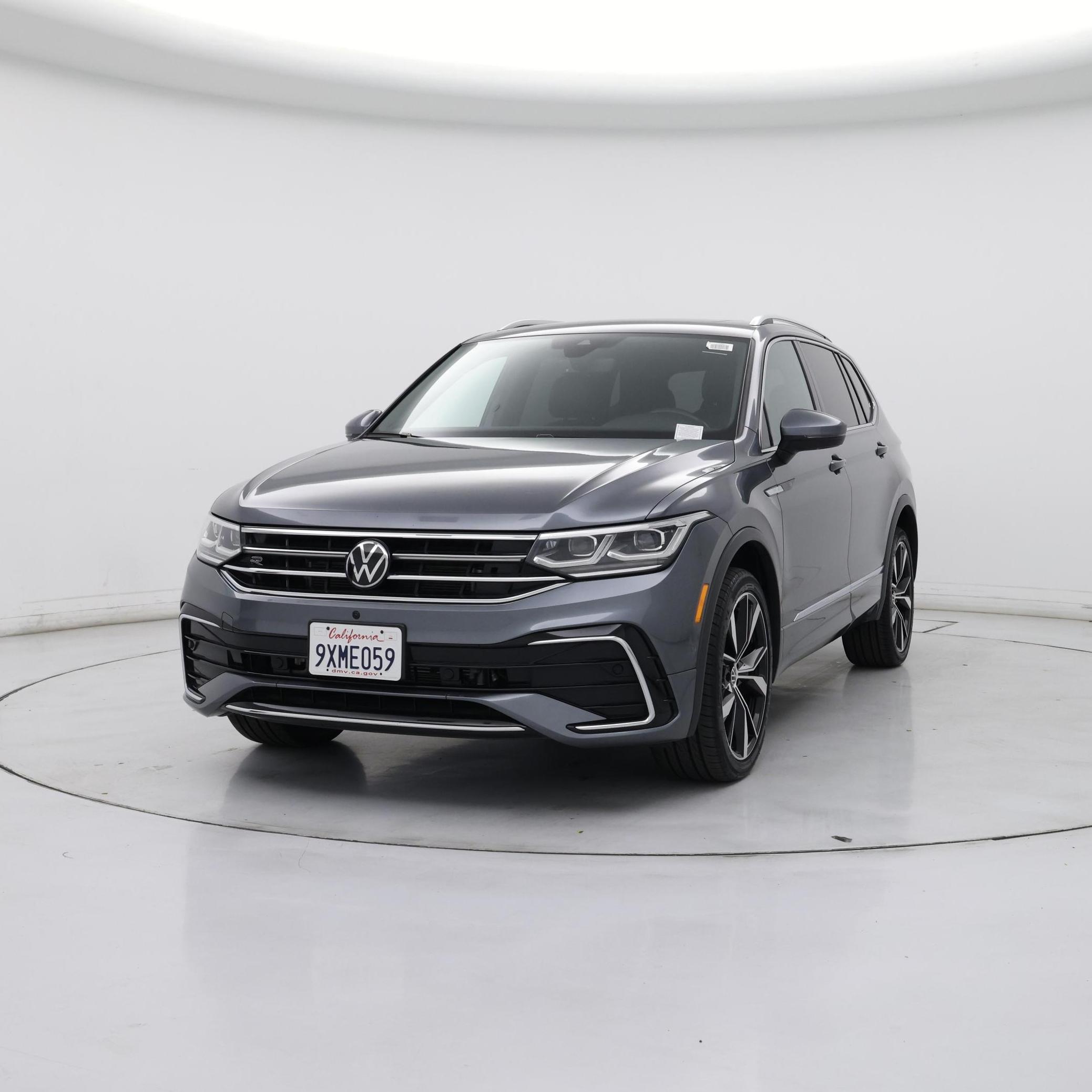Thumbnail: 2024 Volkswagen Tiguan - 4