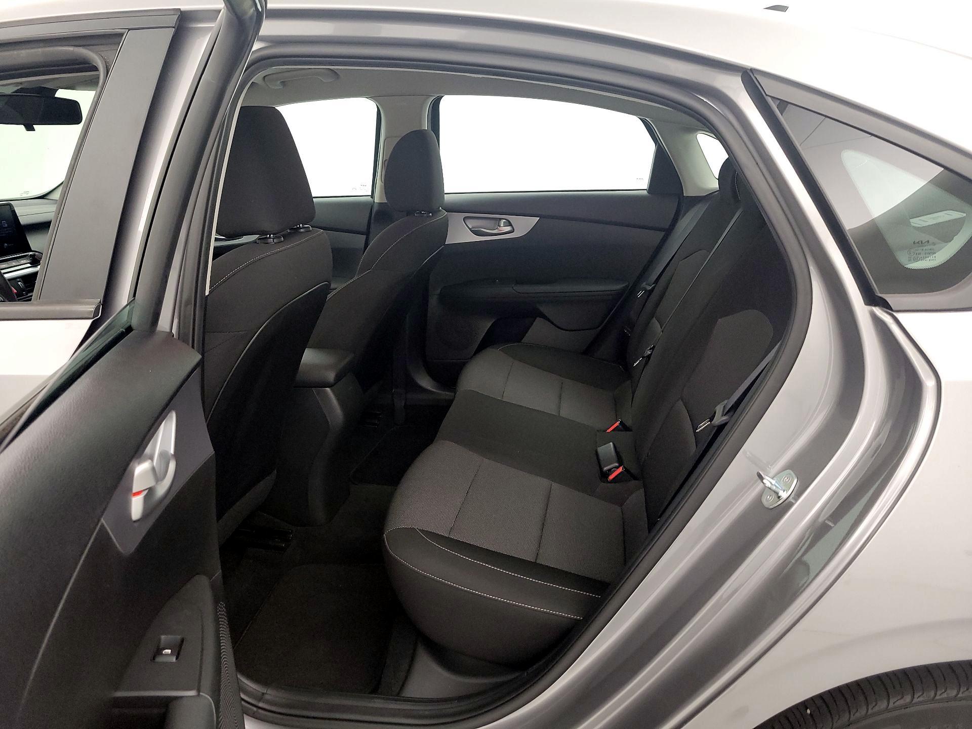 Thumbnail: 2023 Kia Forte - 16