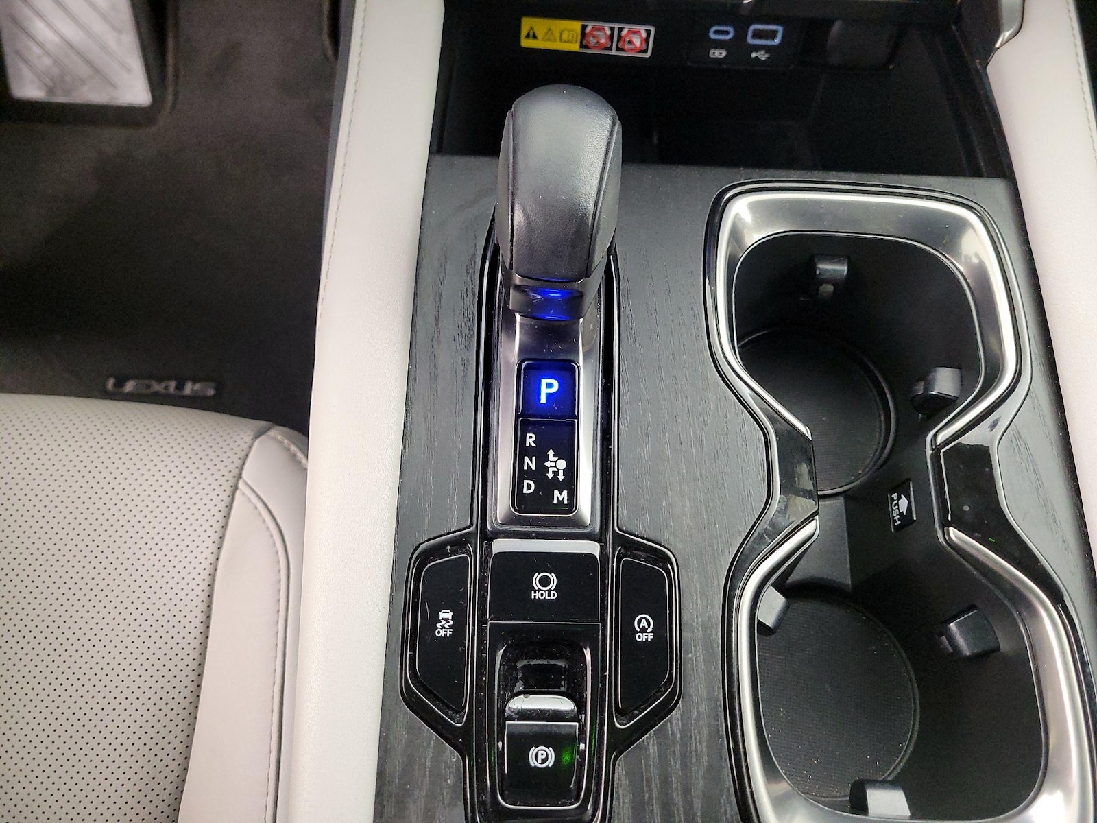 2023 Lexus RX 350 - Photo 16