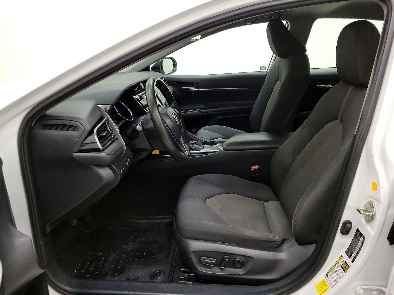 Power Seat(s) & Side Airbags