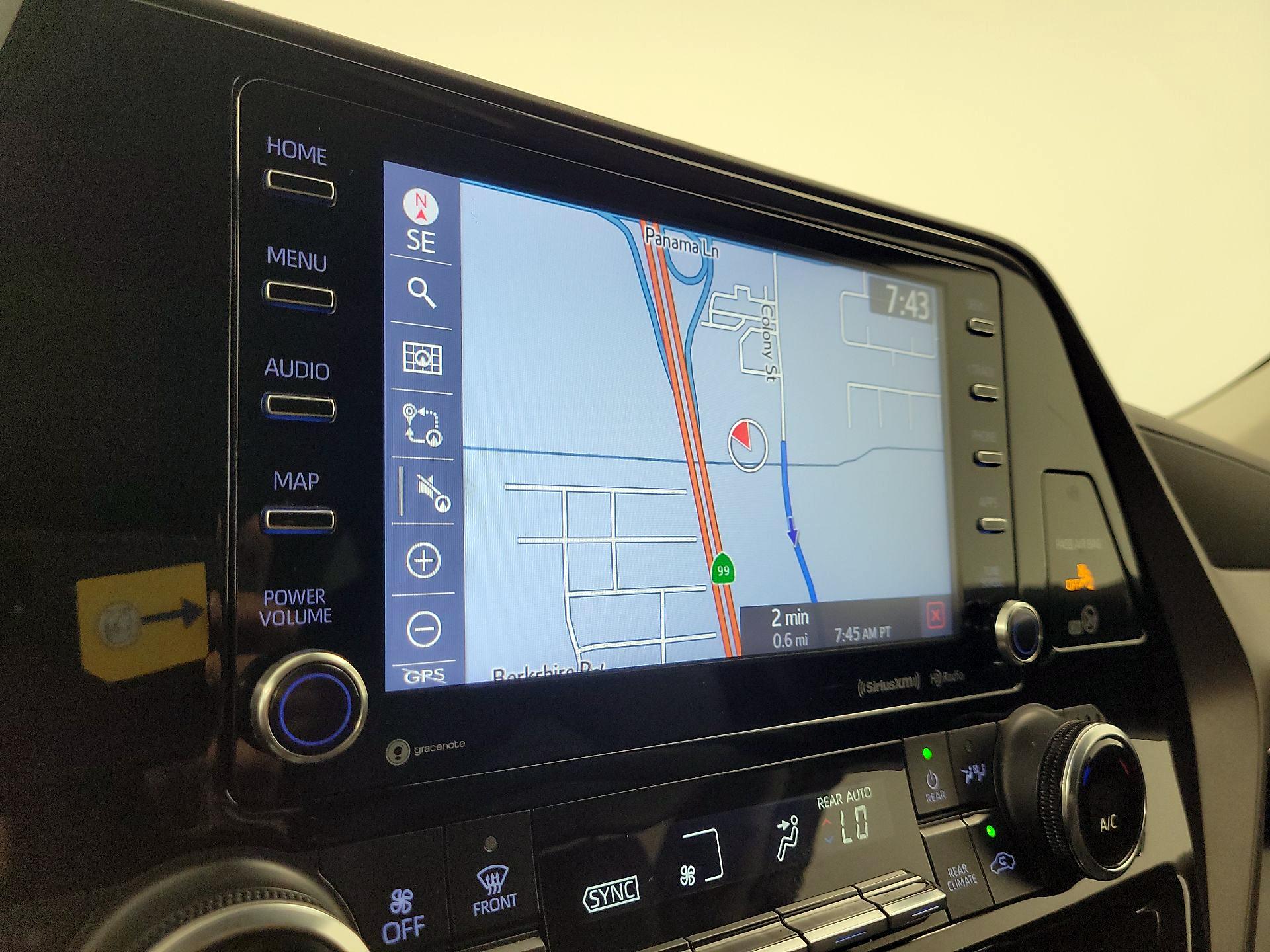 Thumbnail: 2022 Toyota Highlander - 14