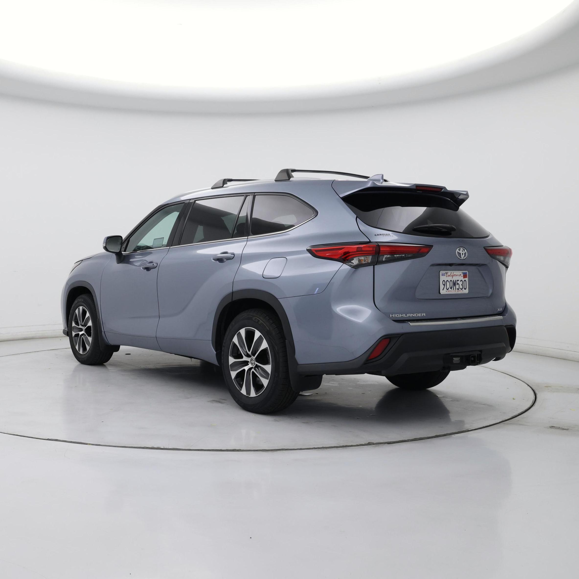 Thumbnail: 2022 Toyota Highlander - 2